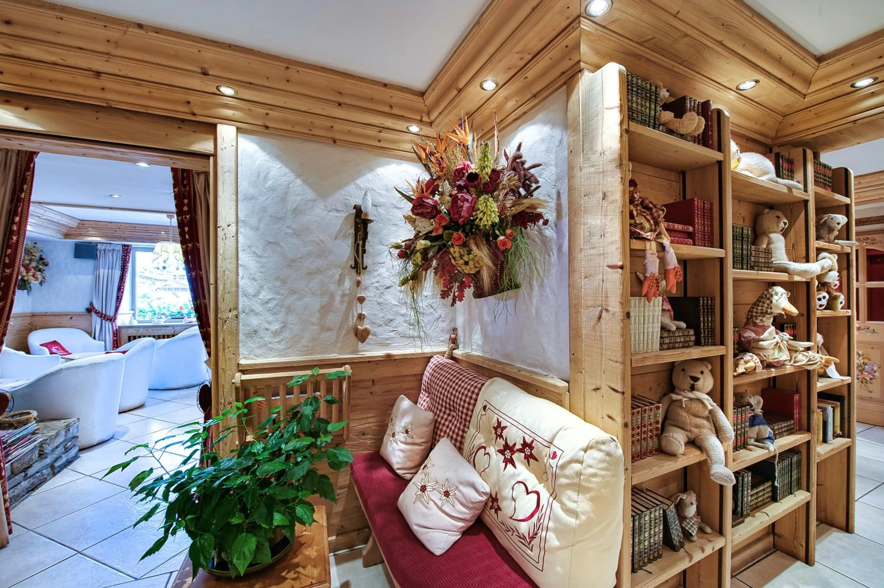 Decorative detail in Hotel les Sapins