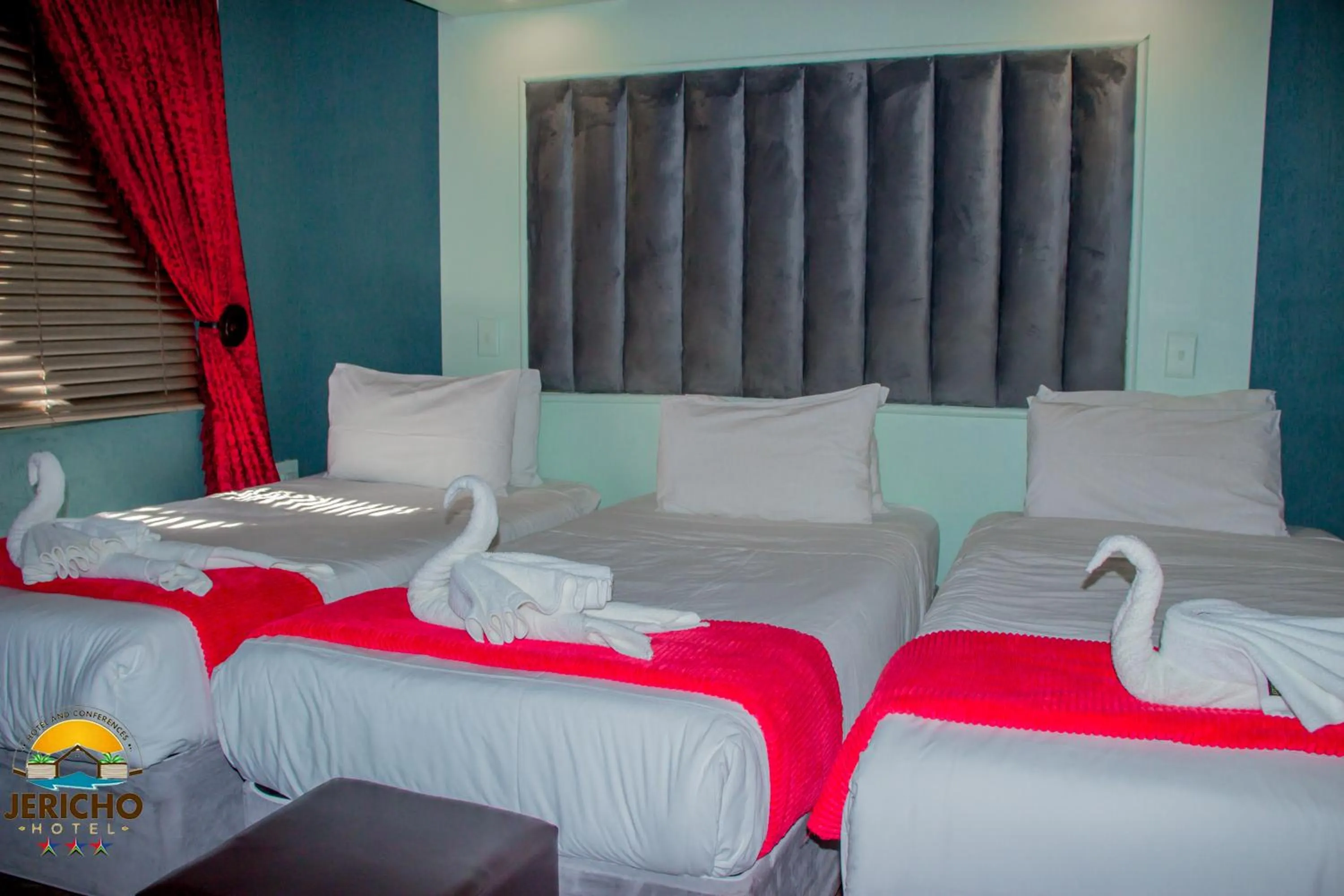 Bed in Jericho Hotel and Conferences