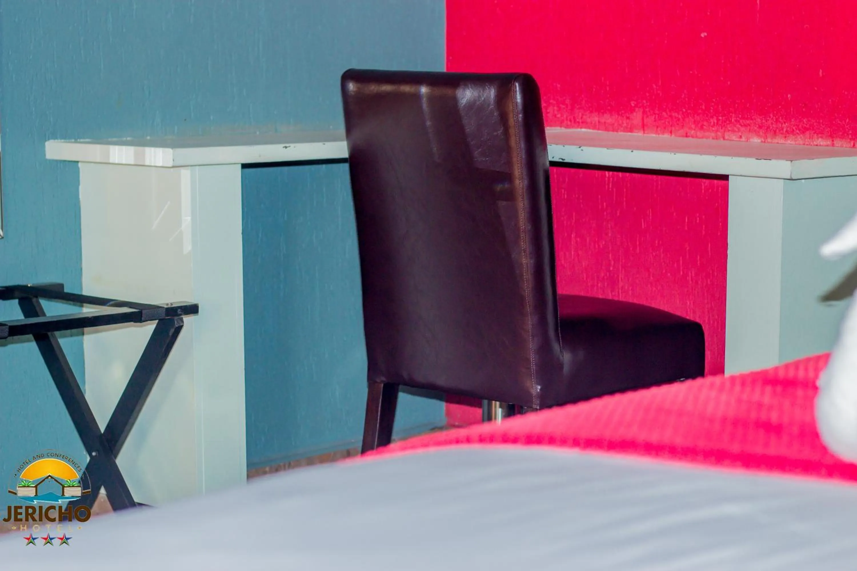 Photo of the whole room, Bed in Jericho Hotel and Conferences