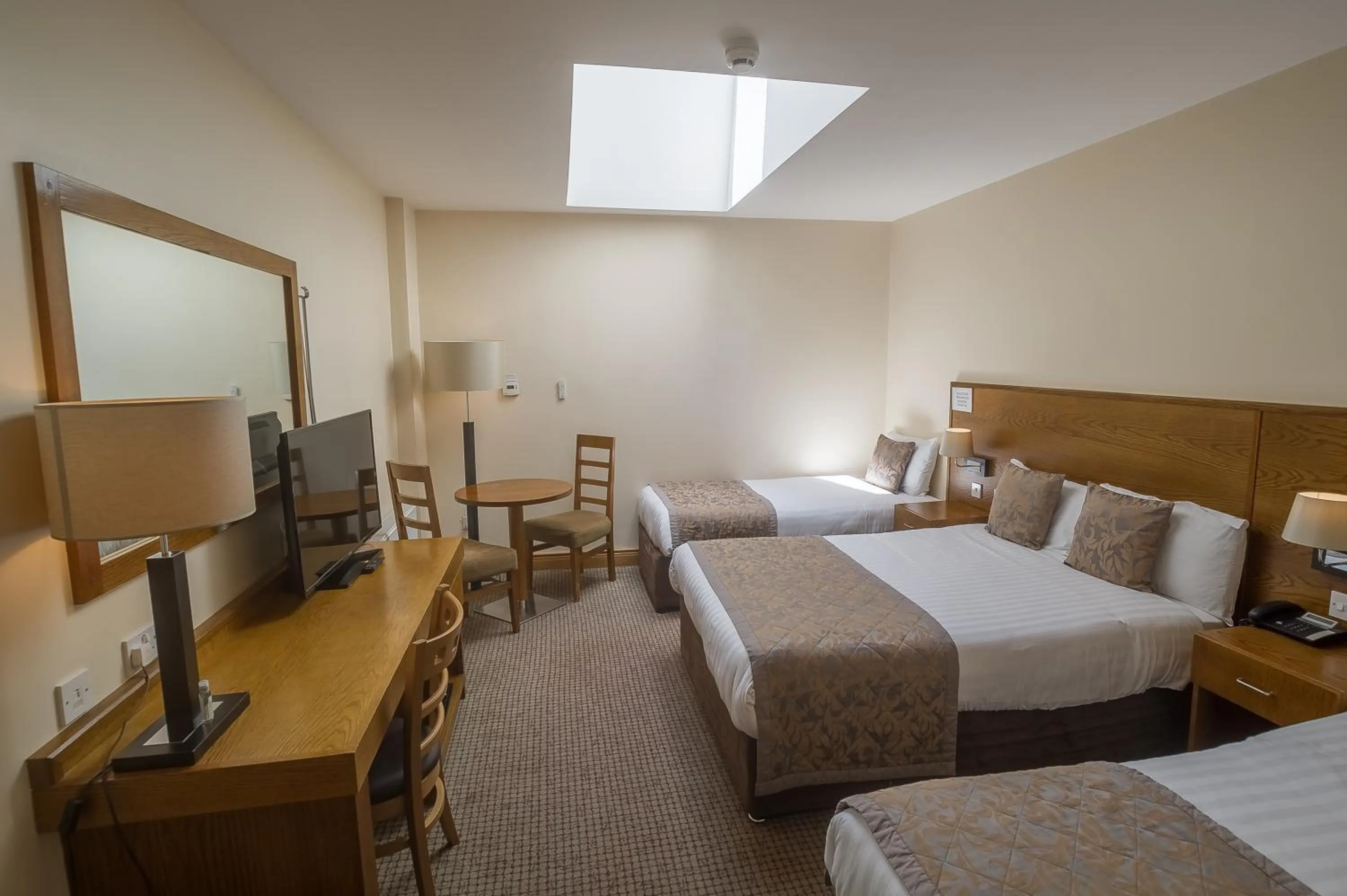 Photo of the whole room, Bed in The Carraig Hotel