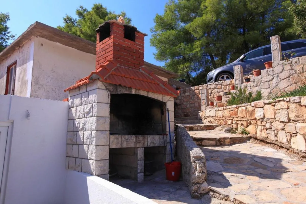 BBQ facilities in Robinson Anastazia
