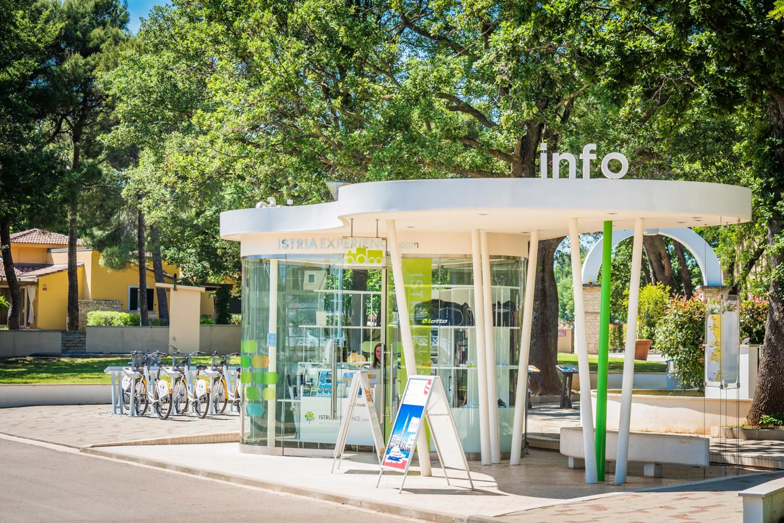 Cycling in Apartments Amfora Plava Laguna