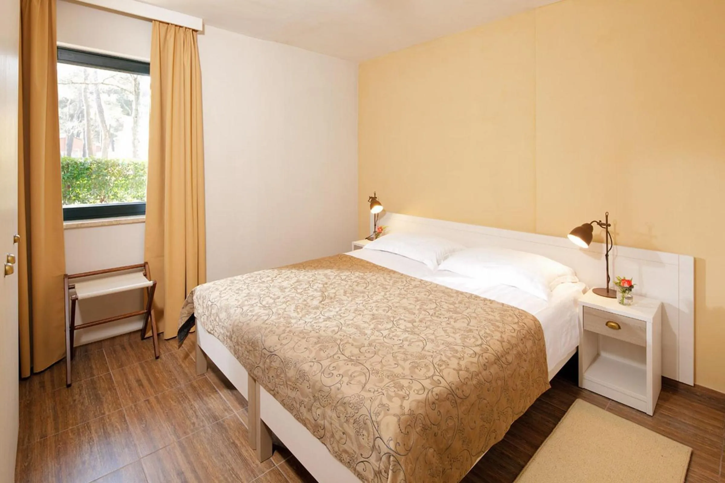 Bed in Apartments Amfora Plava Laguna