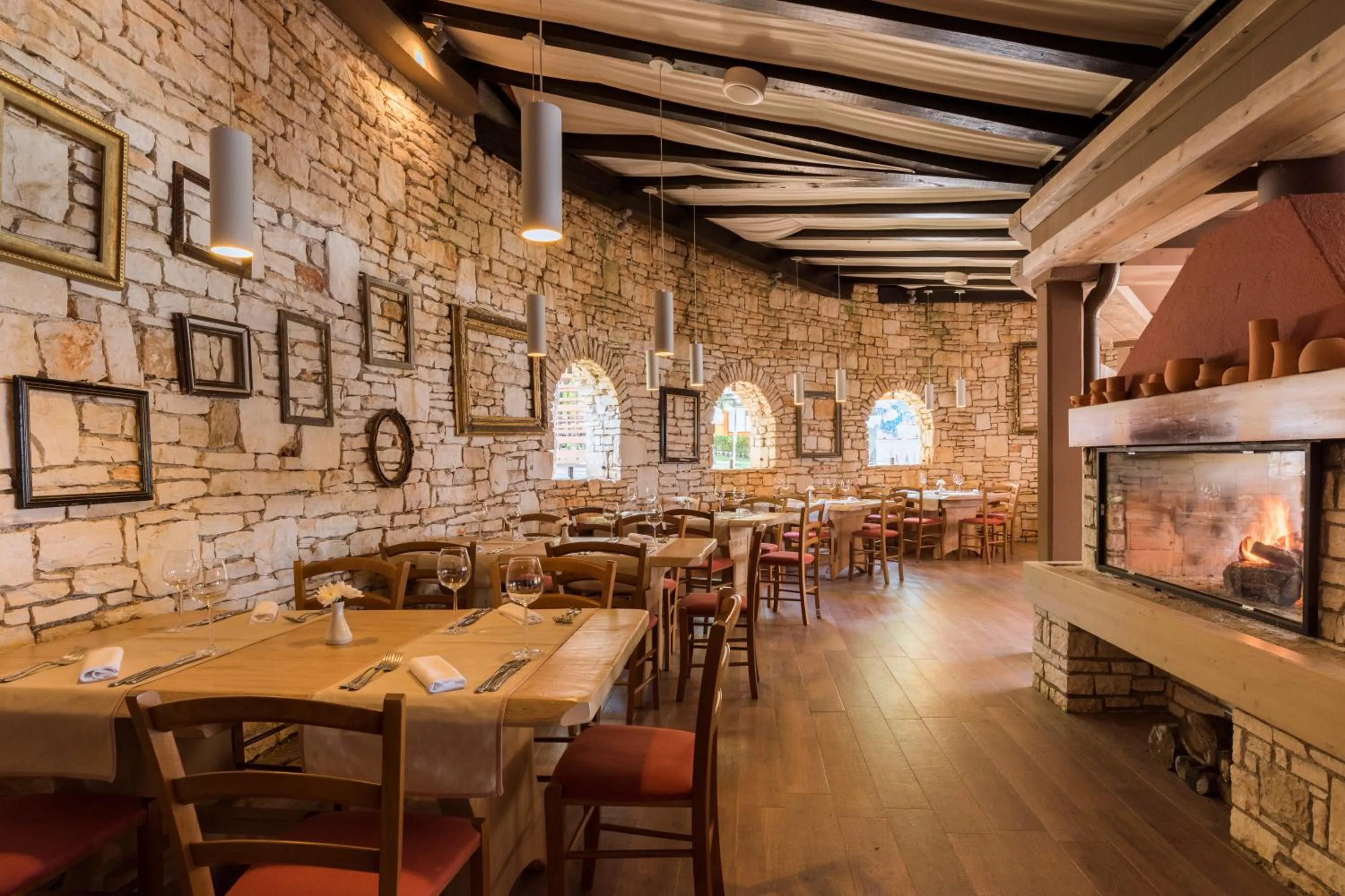 Restaurant/places to eat in Apartments Amfora Plava Laguna