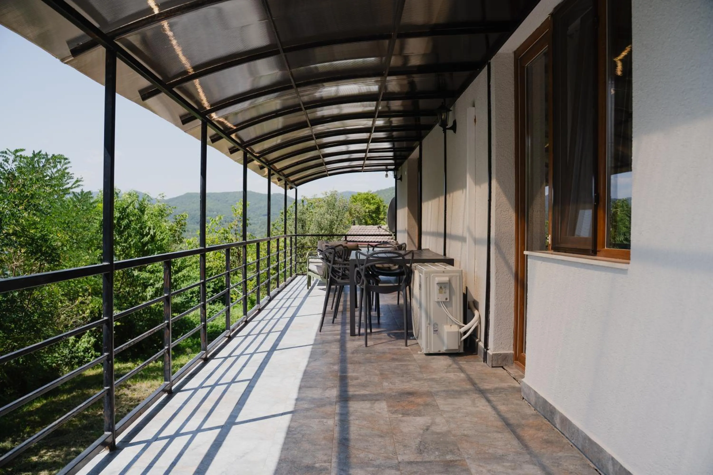 Day in Cincis by the Lake