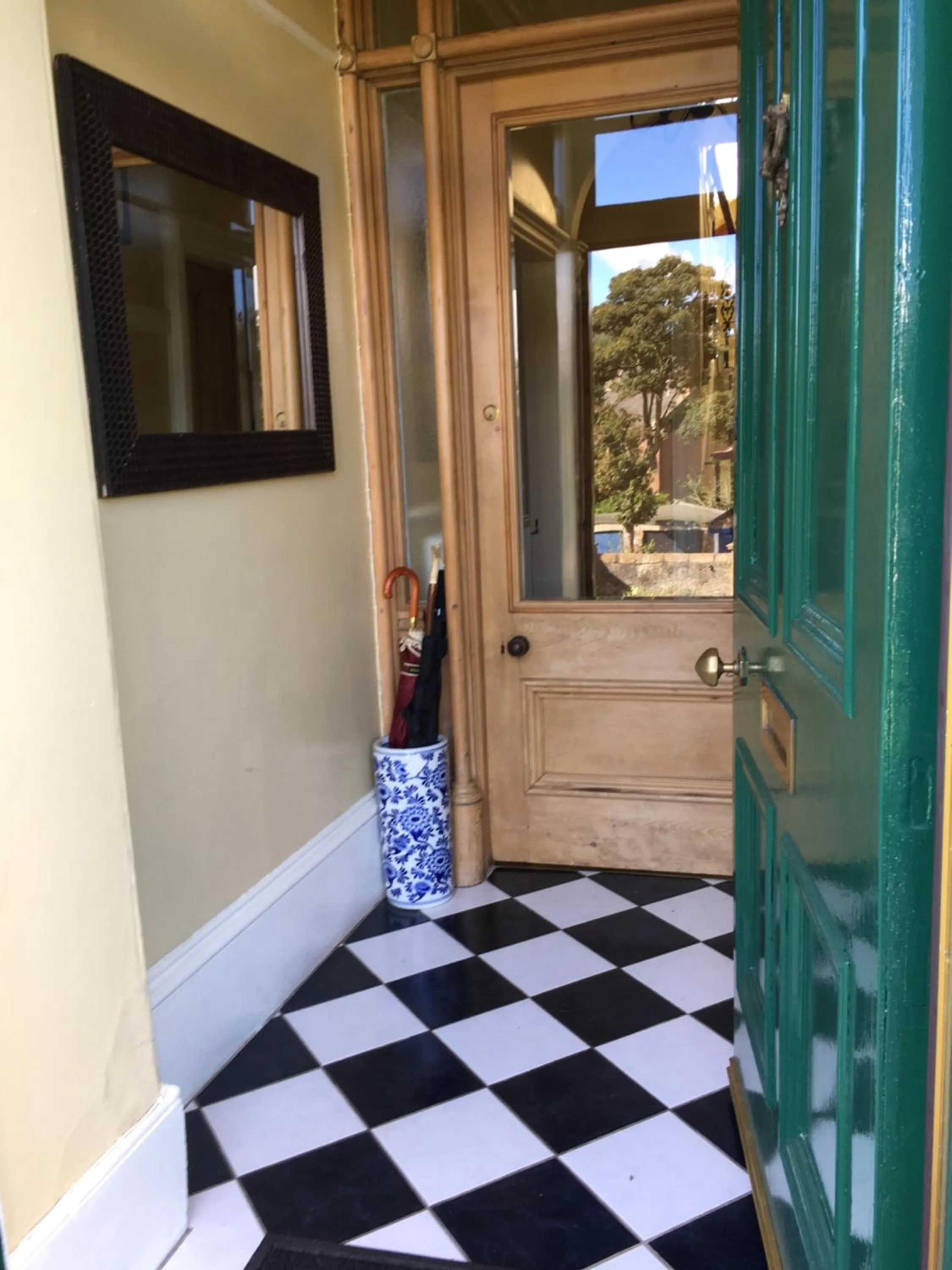 Lobby or reception in Dupplin152 bed and breakfast