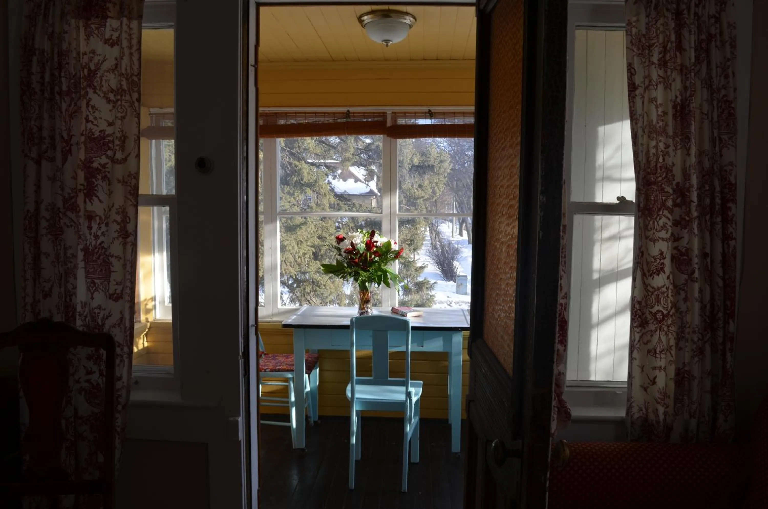 Street view in Sir Edgar House B&B