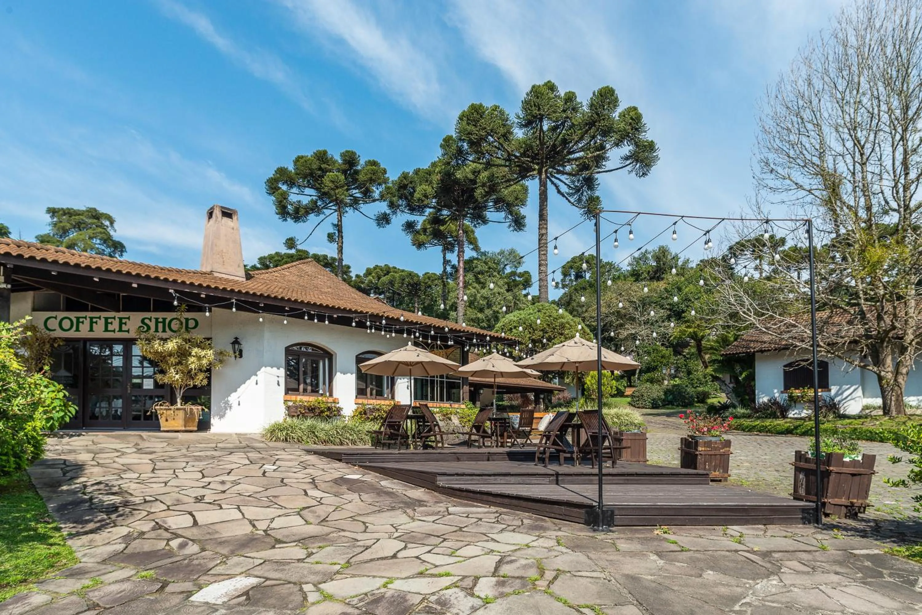 Property building in Vila Suzana Parque Hotel