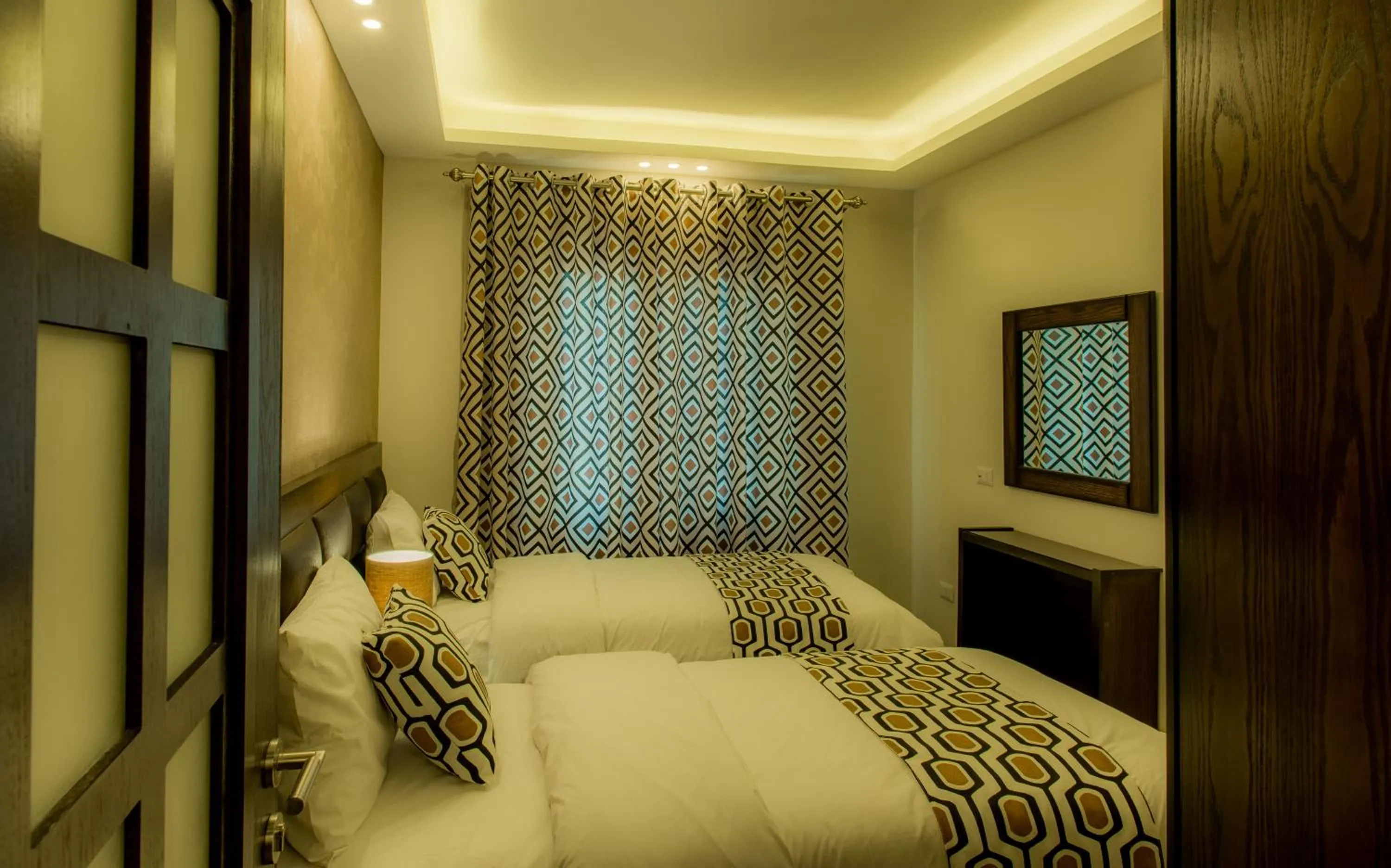 Bedroom, Bed in Shams Alweibdeh Hotel Apartments