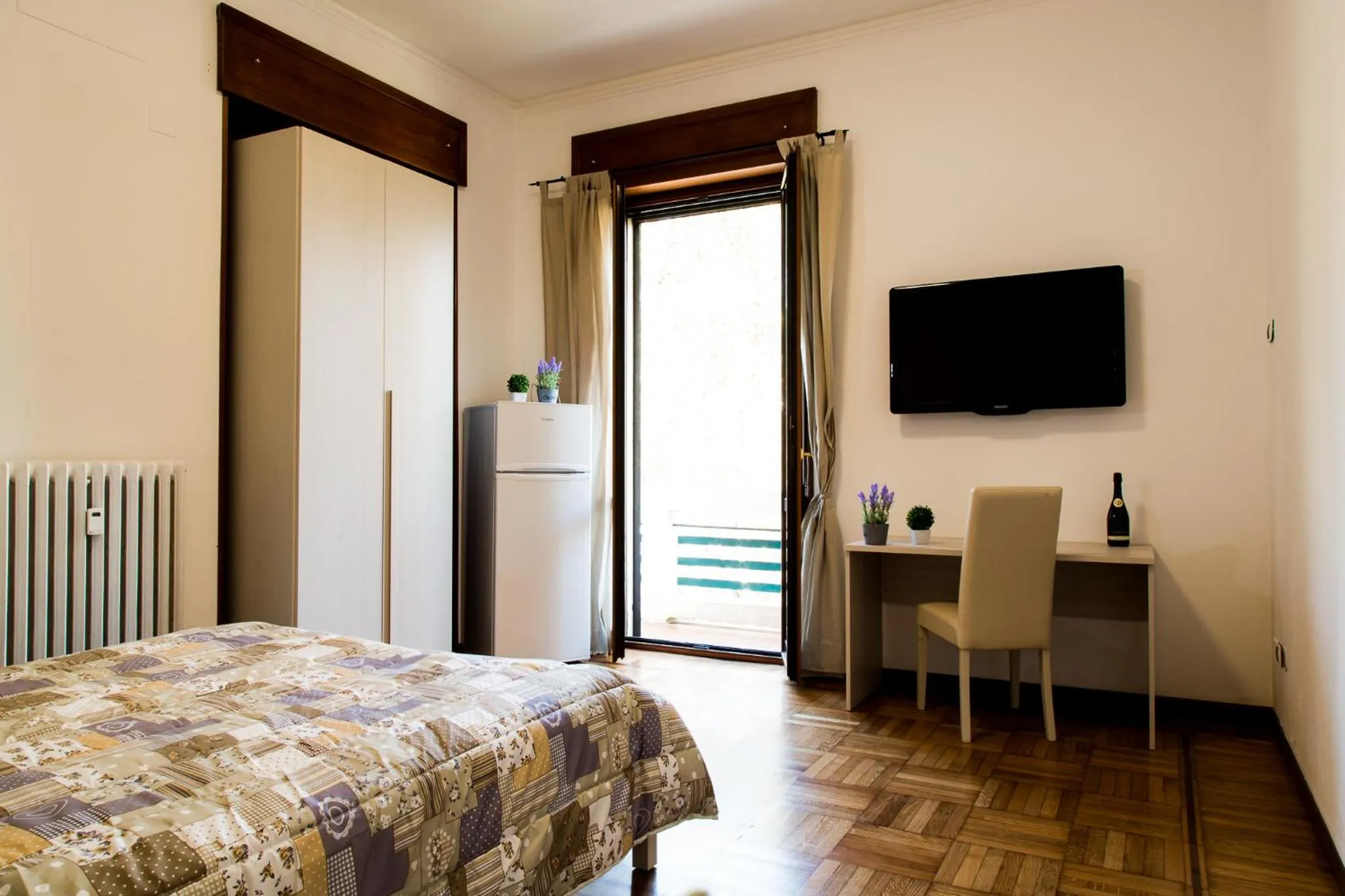 Photo of the whole room, Bed in B&B Zara