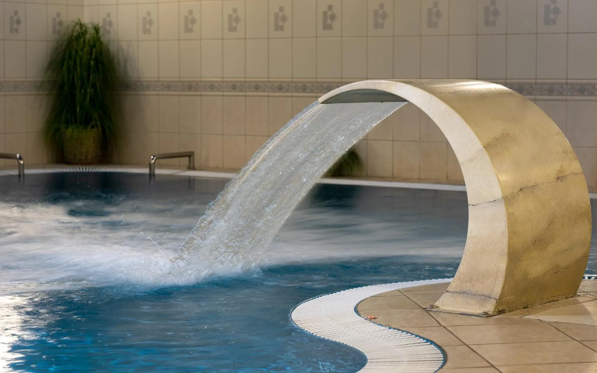 Pool view in Hotel Wodnik Twój Hotel z widokiem na morze