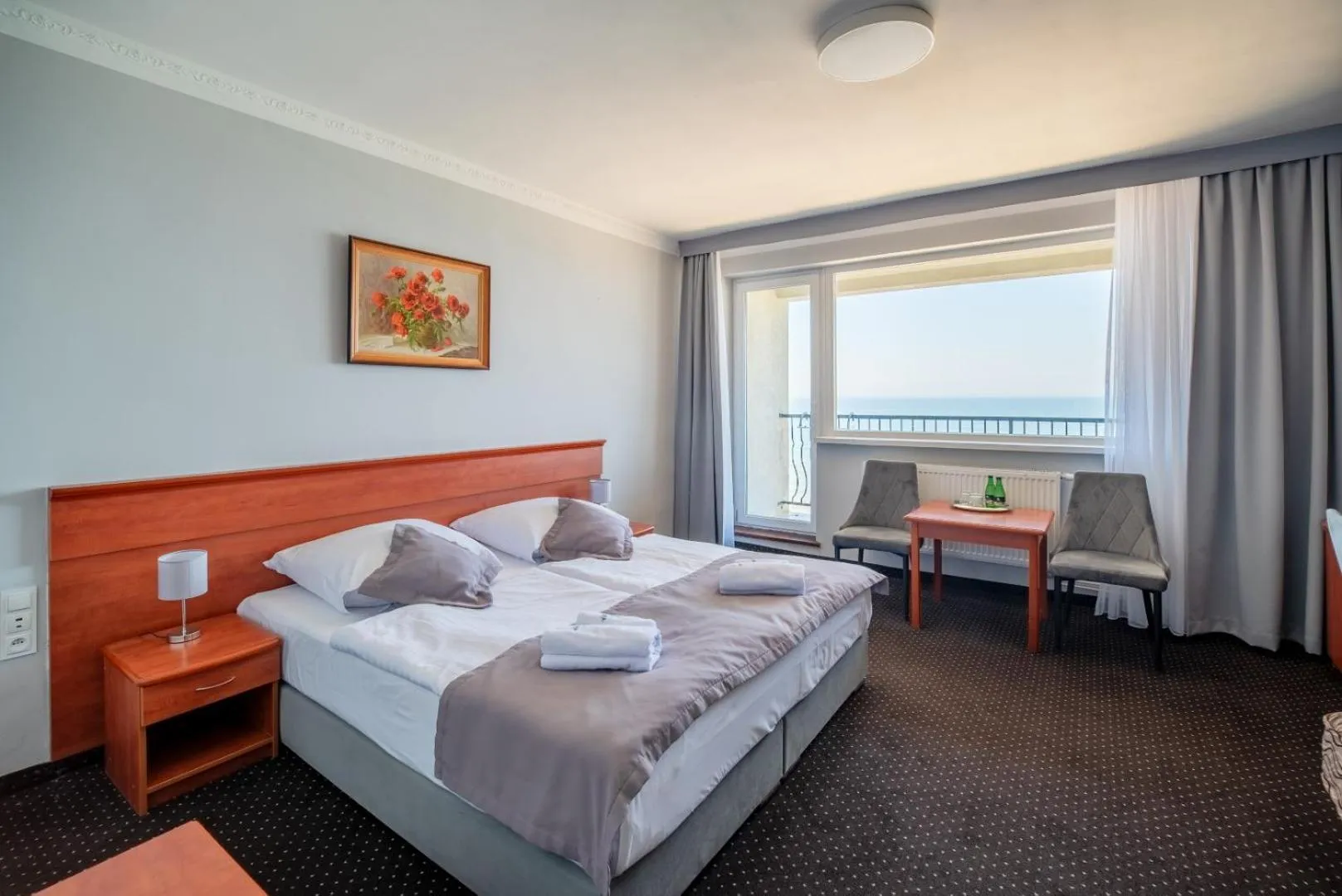 Pokój dwuosobwy typu Superior z balkonem z widokiem na morze in Hotel Wodnik Twój Hotel z widokiem na morze