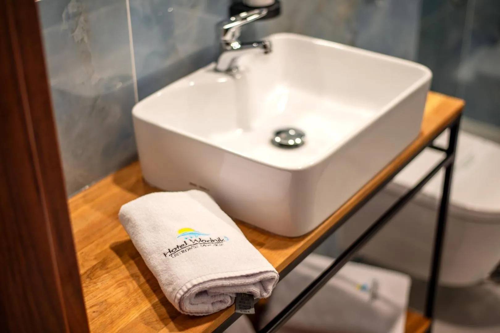 Bathroom in Hotel Wodnik Twój Hotel z widokiem na morze