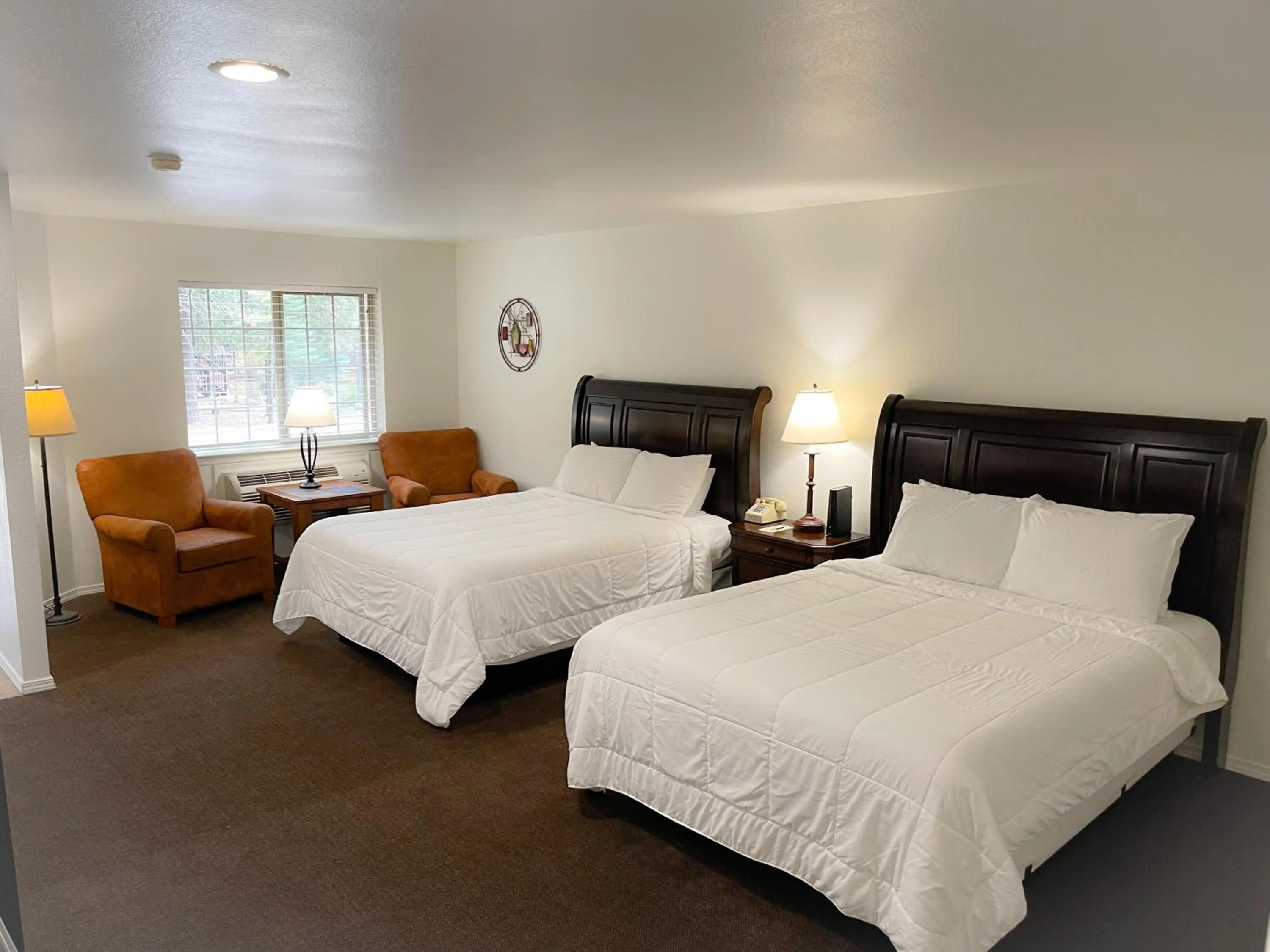 Bed in Mount Shasta Resort