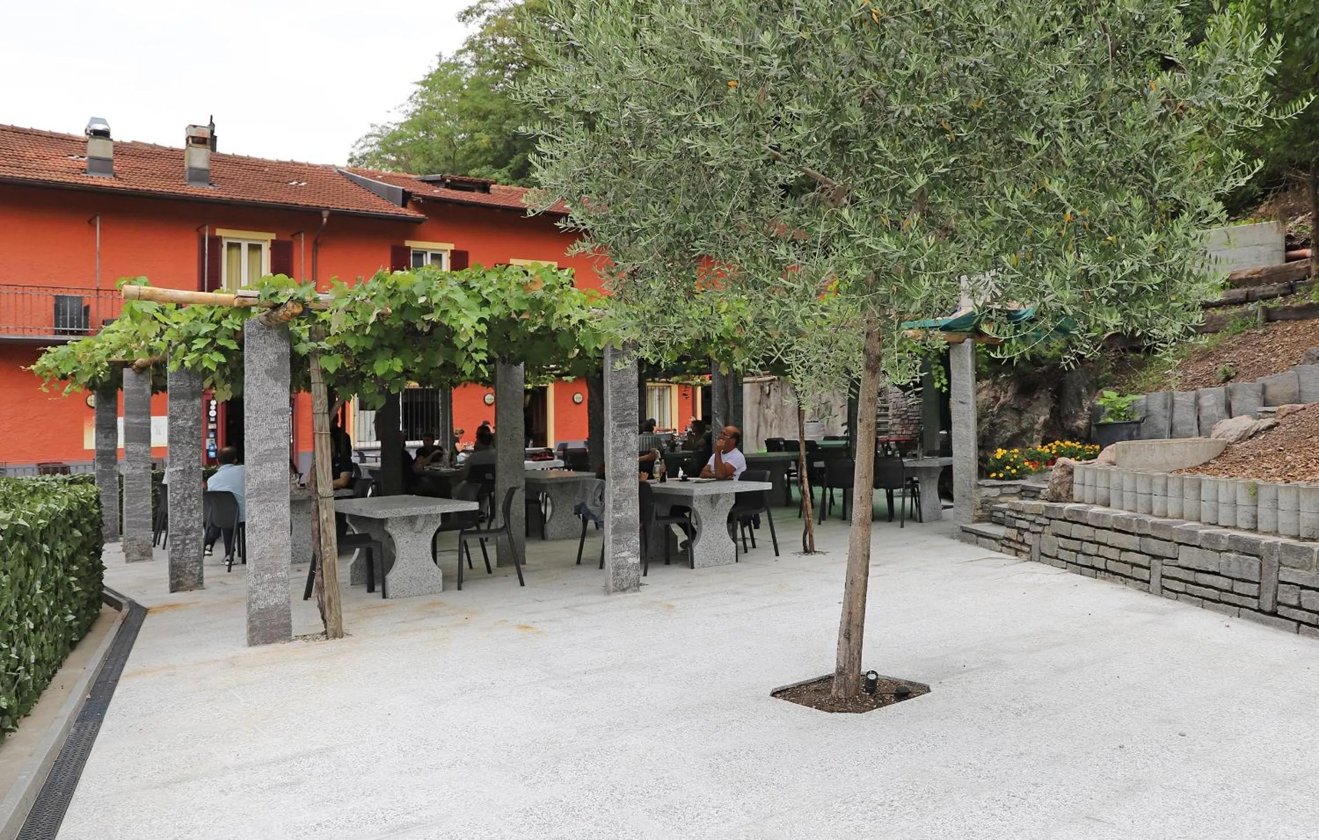 Balcony/Terrace in Hotel Ristorante Grotto Serta