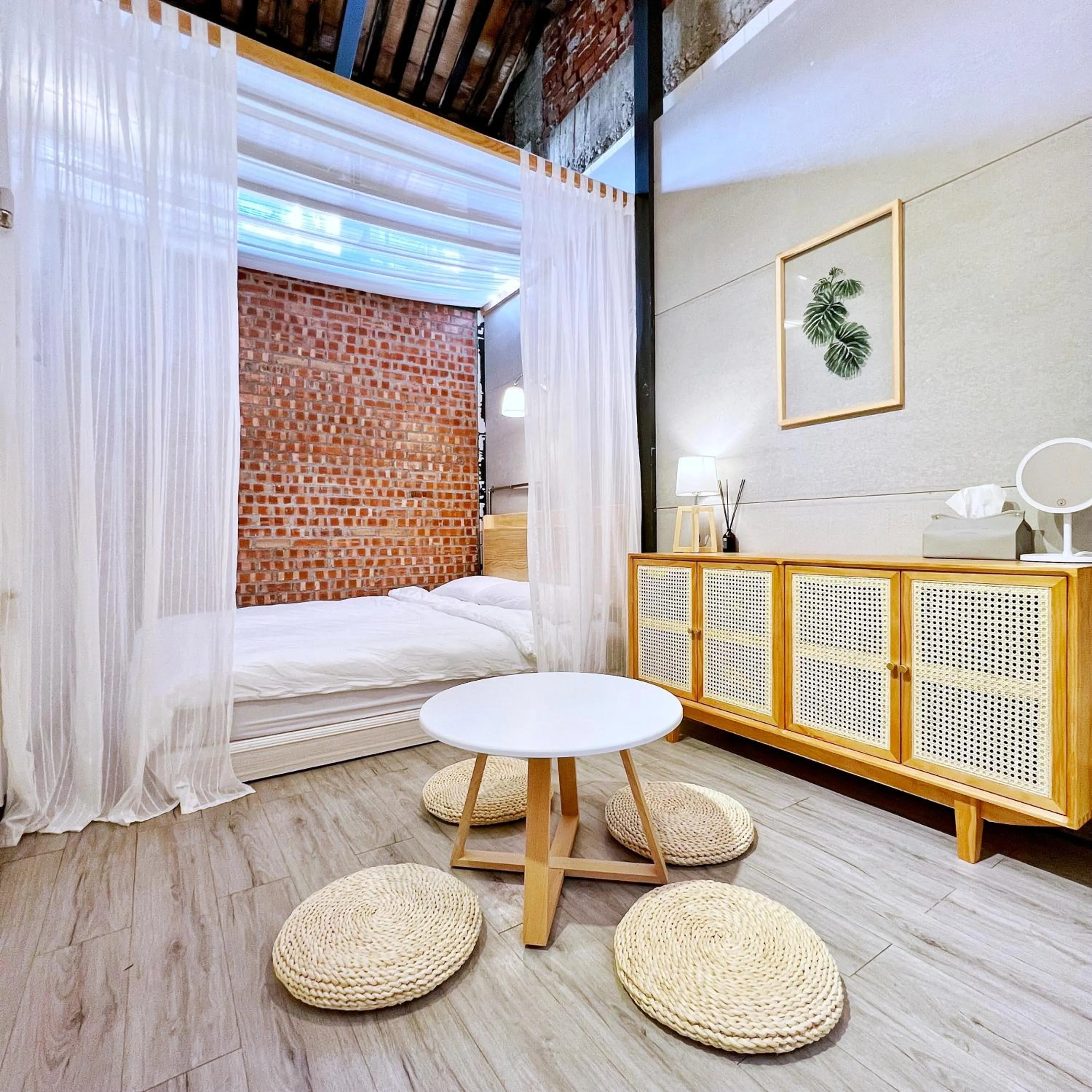 Bed in Jerry's Mazehut Hostel