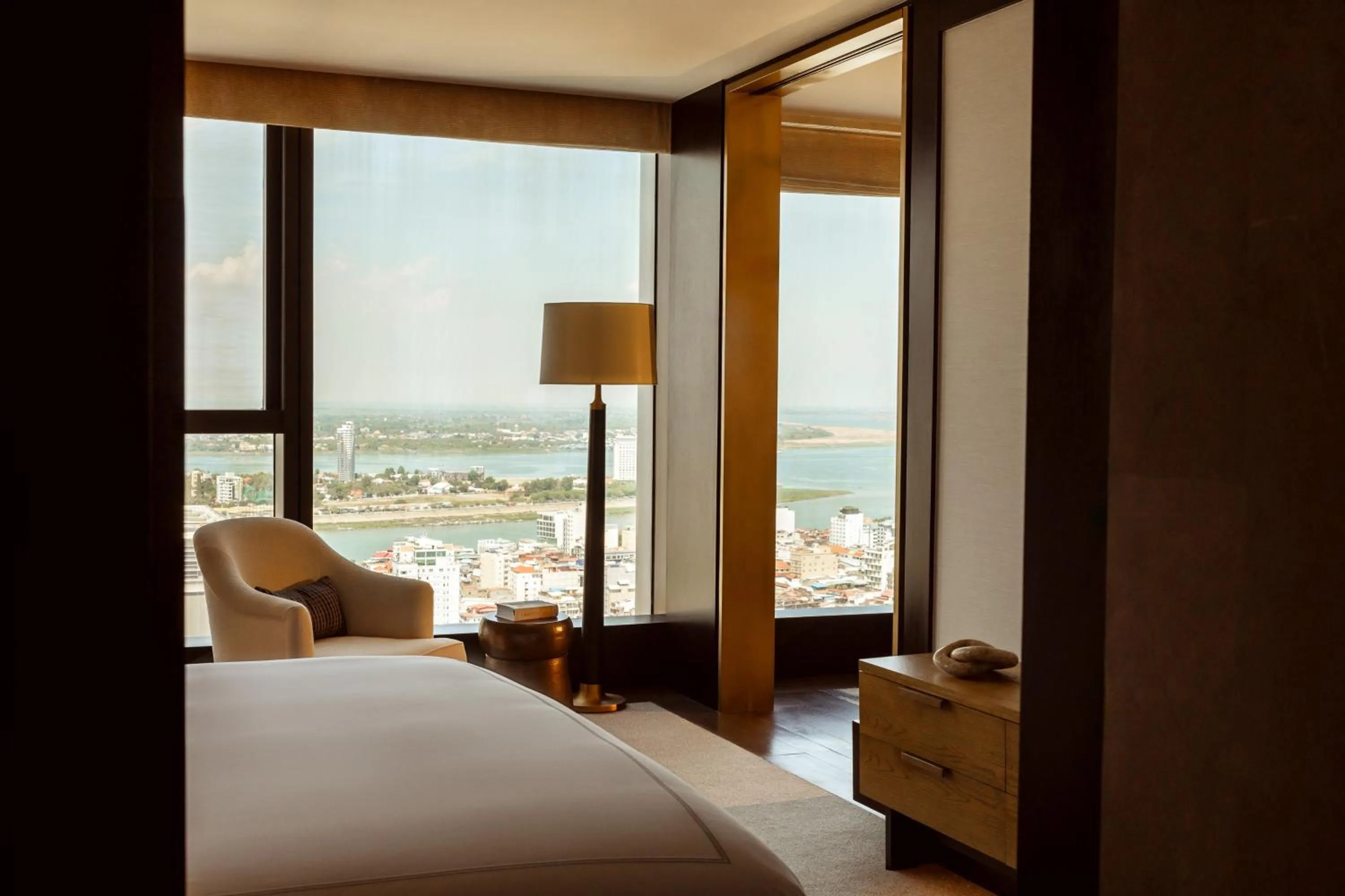 Bedroom, Bed in Rosewood Phnom Penh