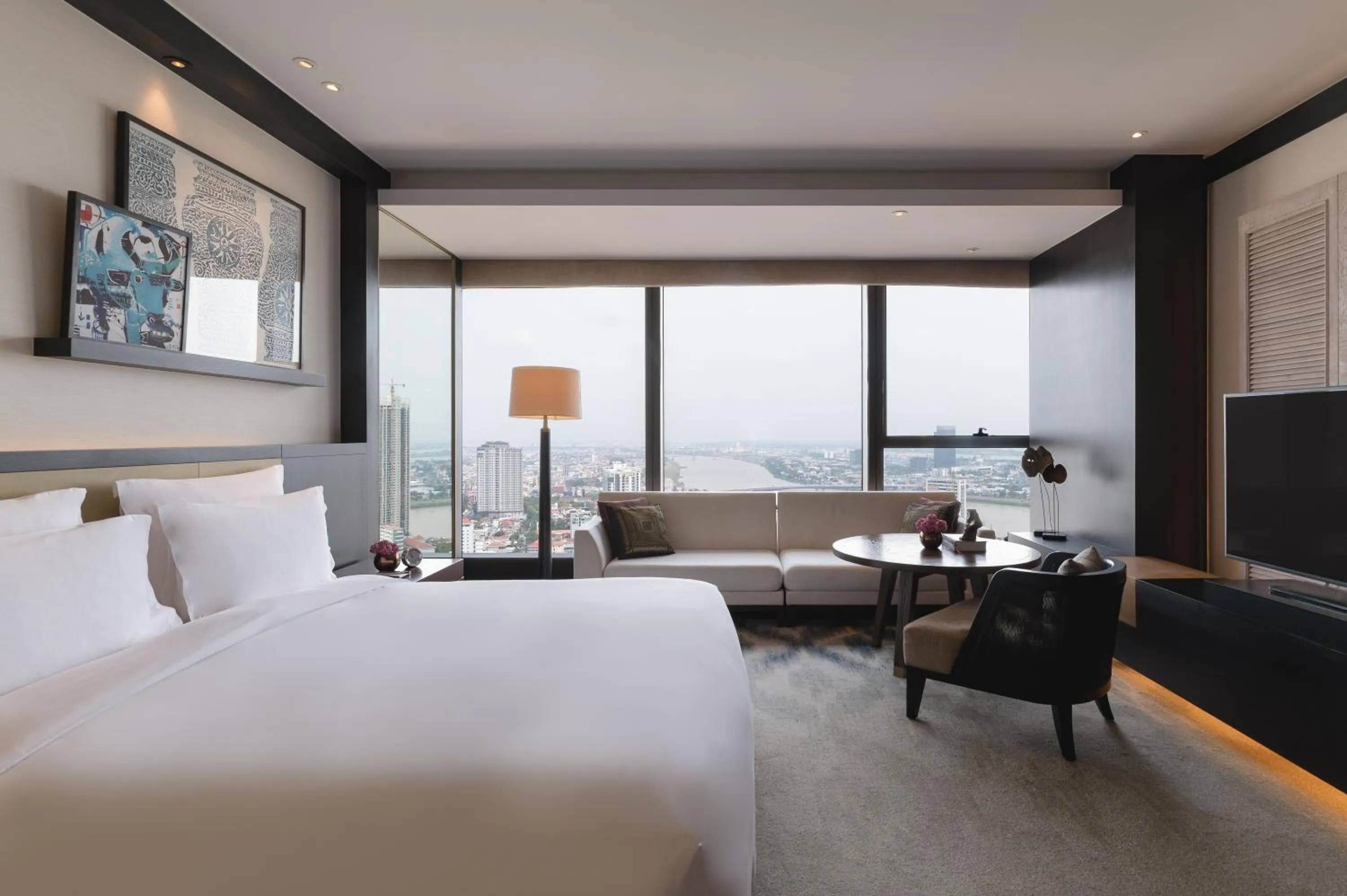 Bedroom, Bed in Rosewood Phnom Penh