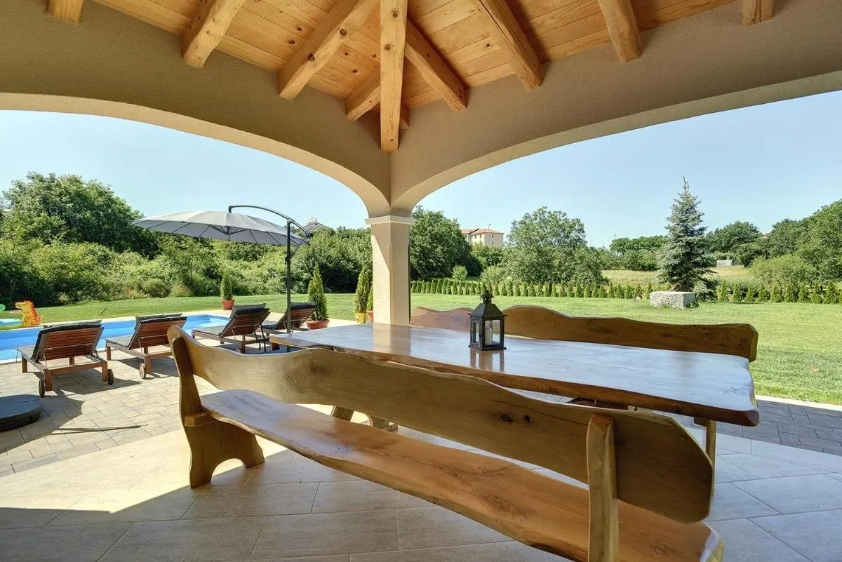 House Ivano