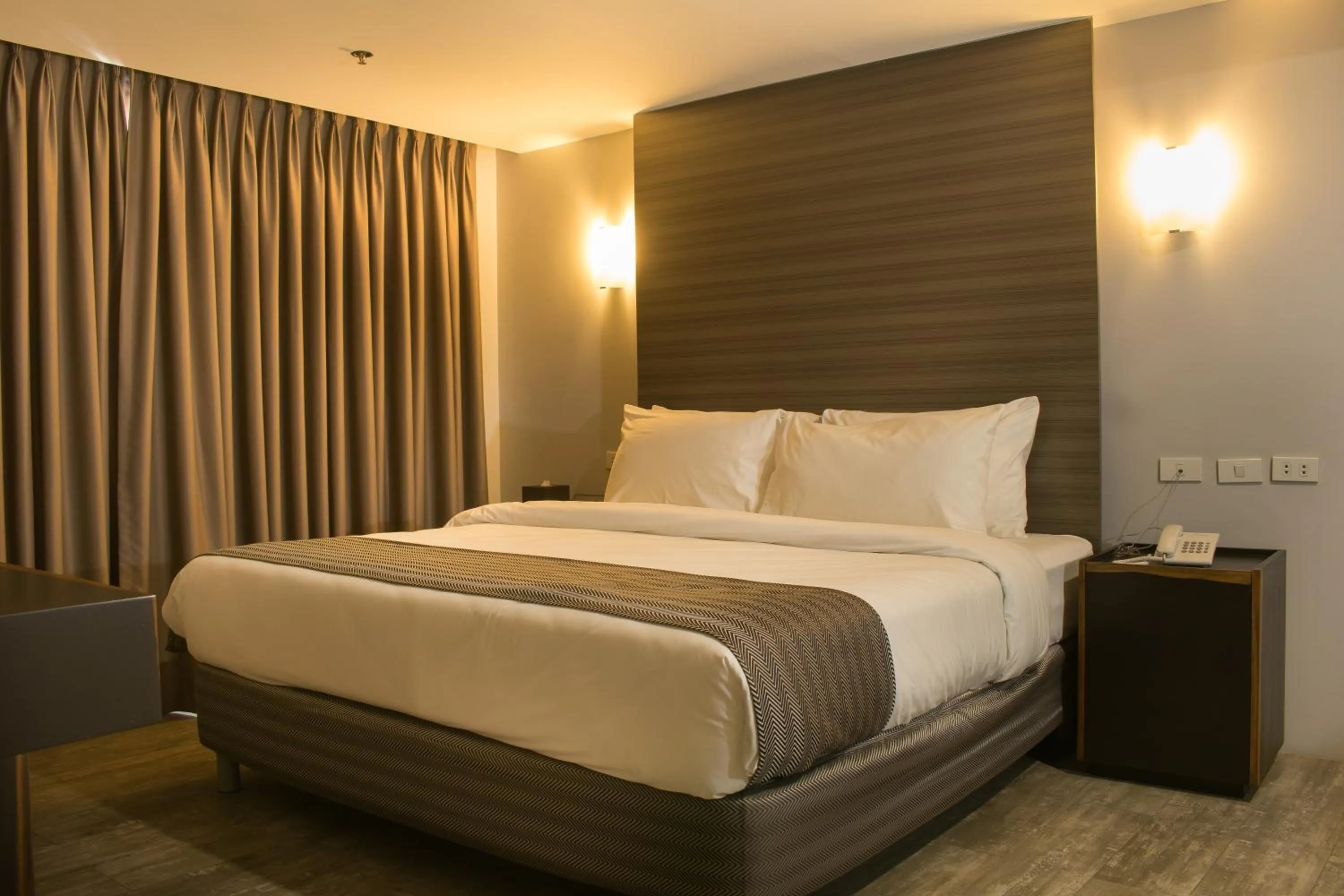 Bed in 1A Express Hotel