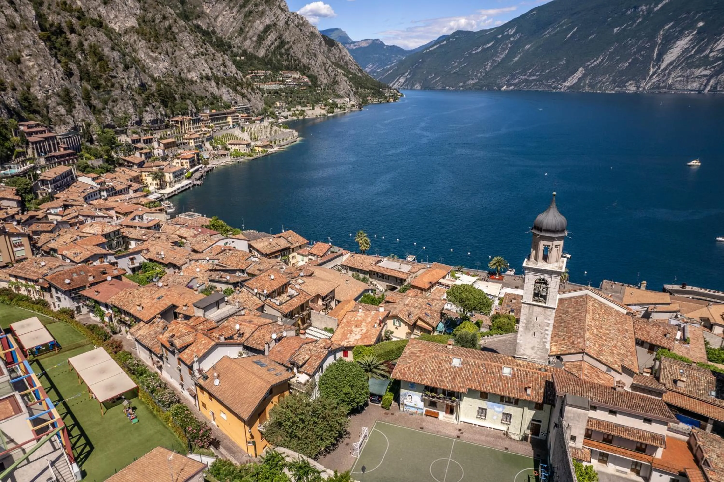 Nearby landmark in Hotel Garden NEW MANAGEMENT