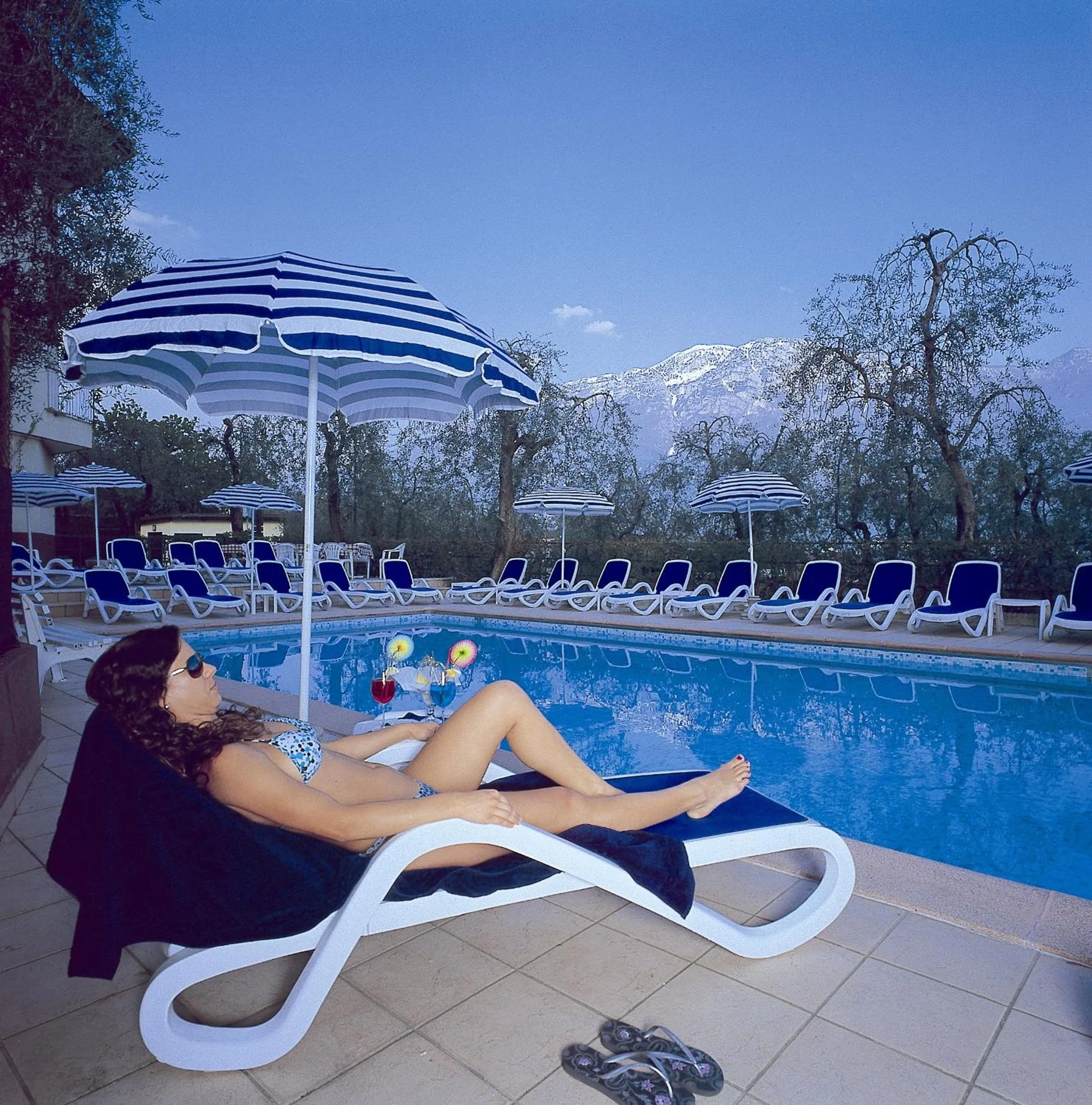 Swimming pool in Hotel Garden