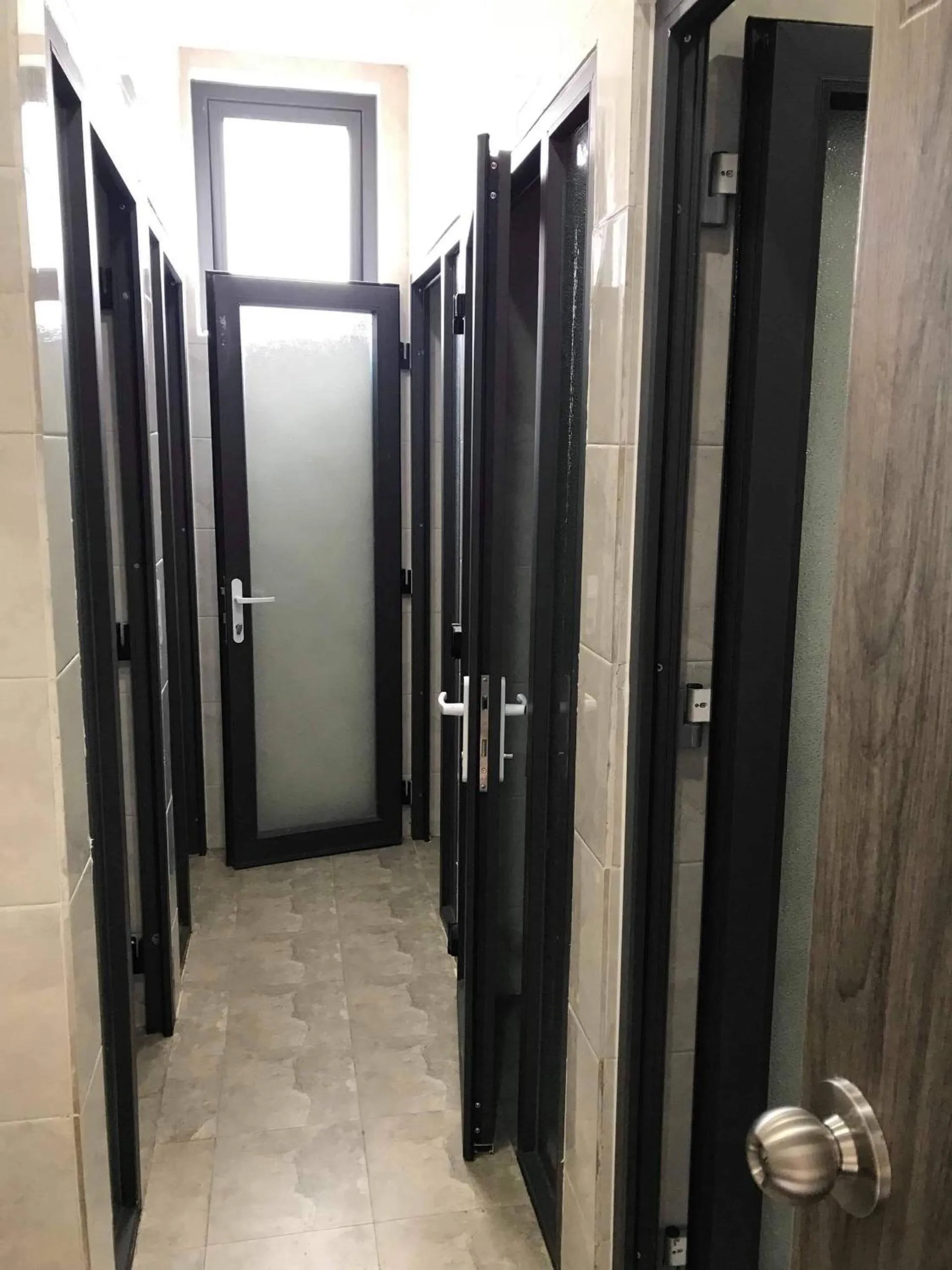 Shower in Dalat Memory Inn