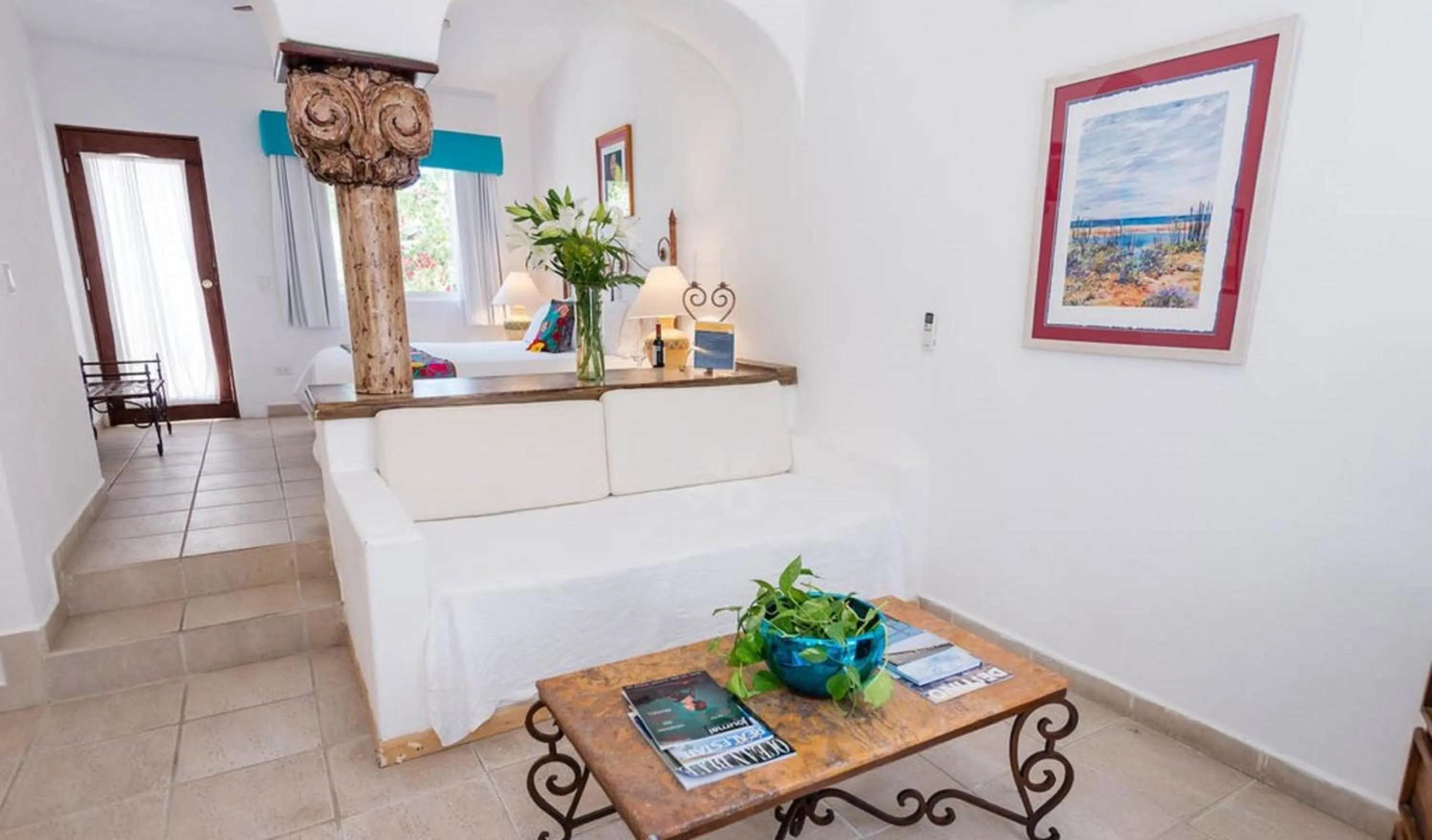 Kitchen or kitchenette in El Encanto Inn & Suites