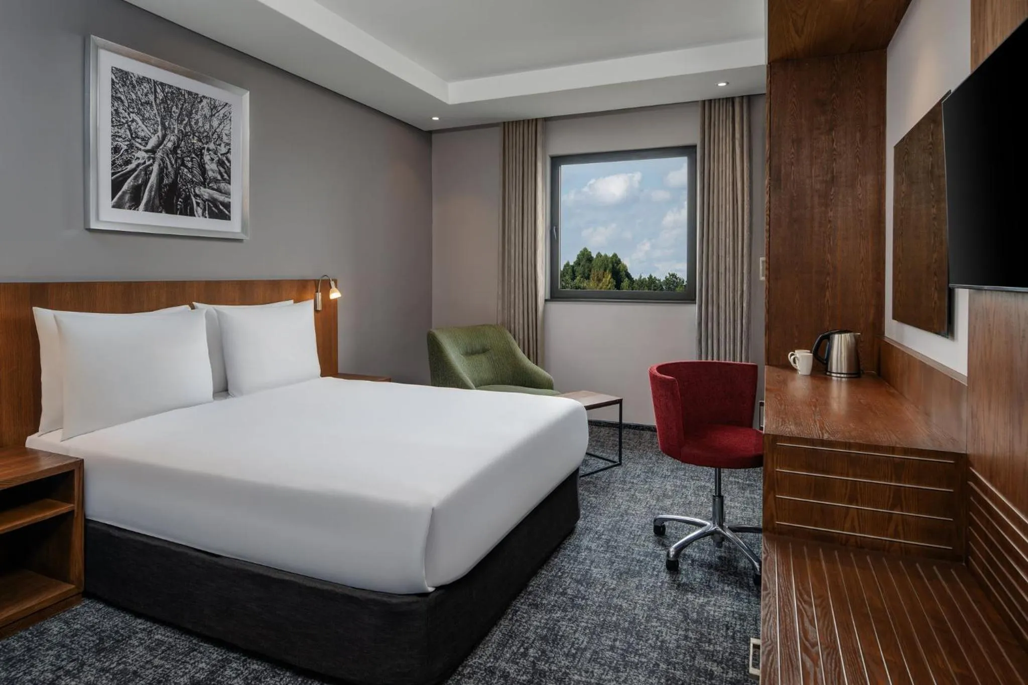 Photo of the whole room, Bed in Holiday Inn - Nairobi Two Rivers Mall by IHG