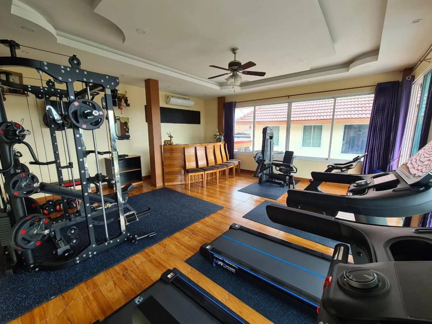 Fitness centre/facilities in Baan Sooksiri Bangsaray