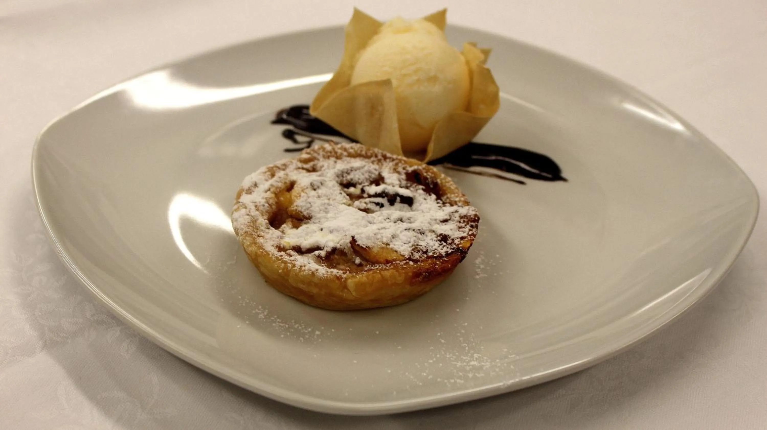 Restaurant/places to eat in Hotel Millanderhof