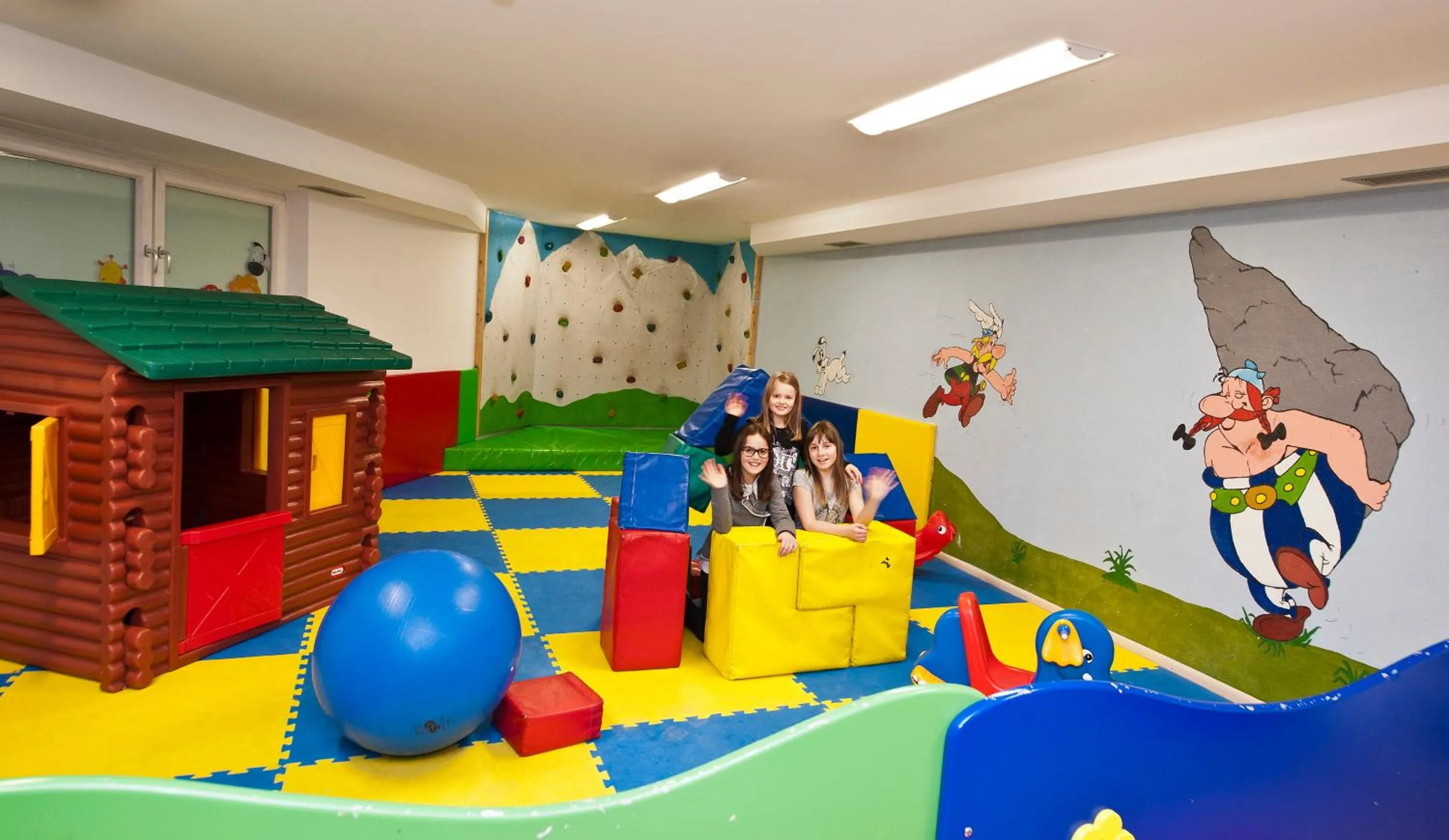 Children play ground in Hotel Millanderhof
