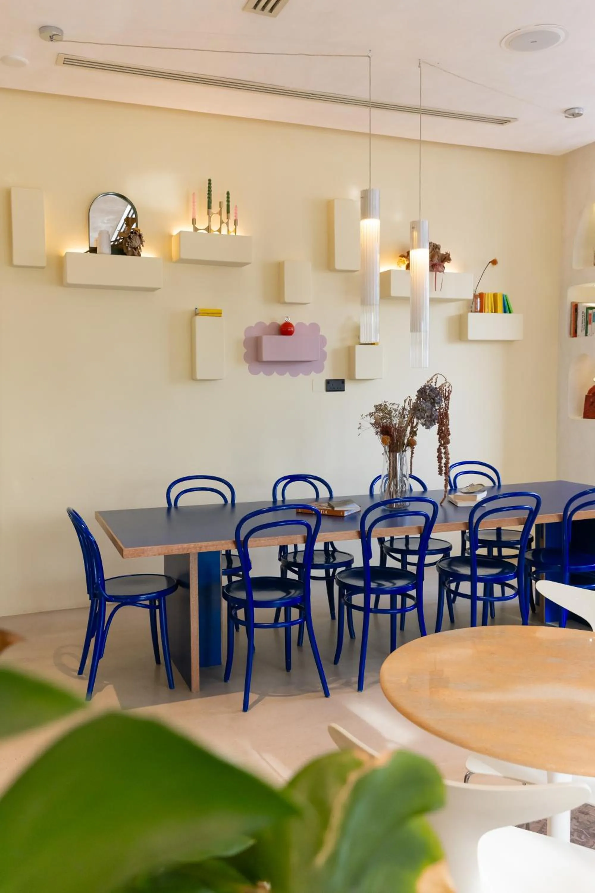 Restaurant/places to eat in Beach Walk Boutique Jumeirah