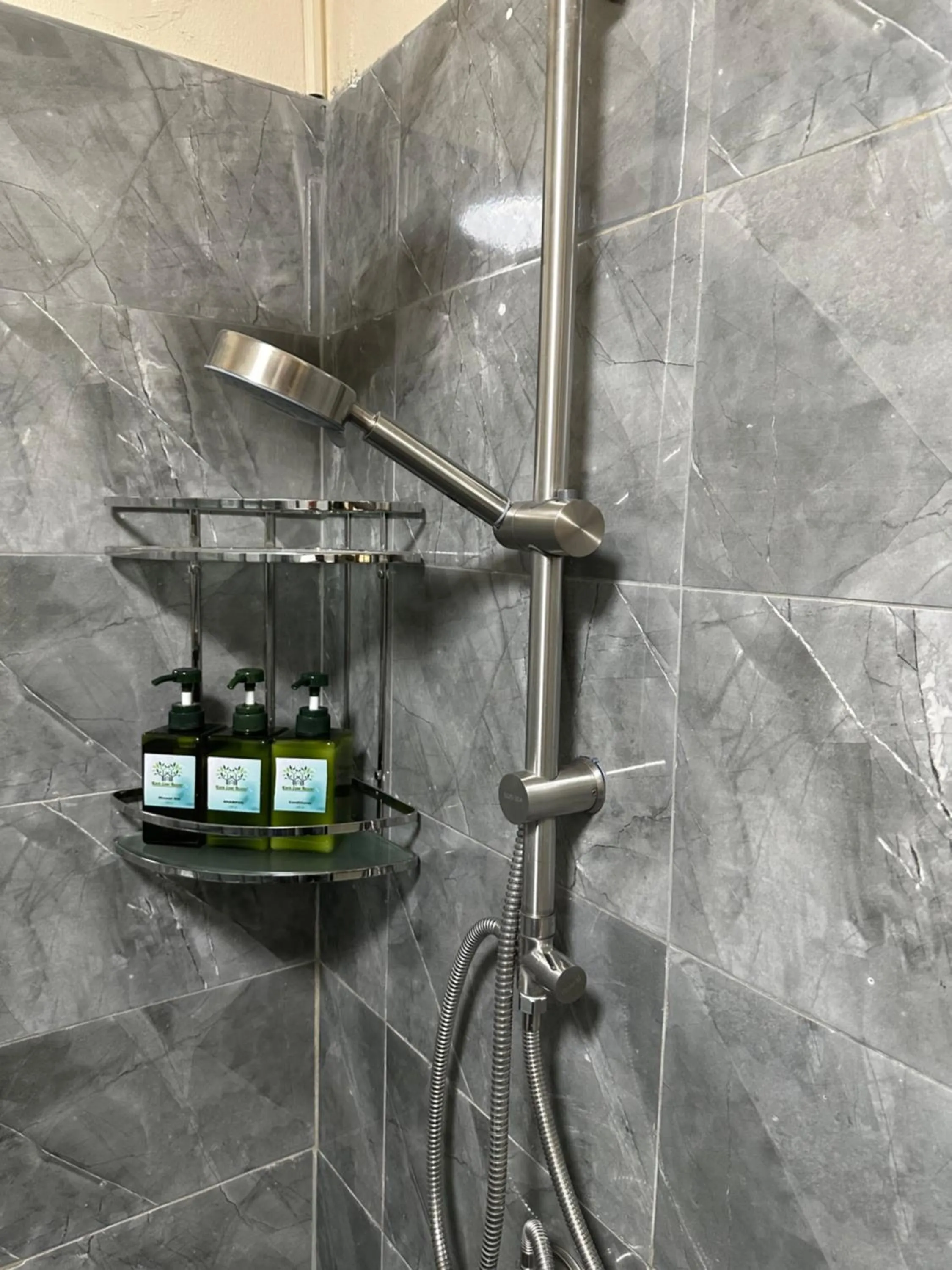 Shower in Kata Leaf Resort Phuket -