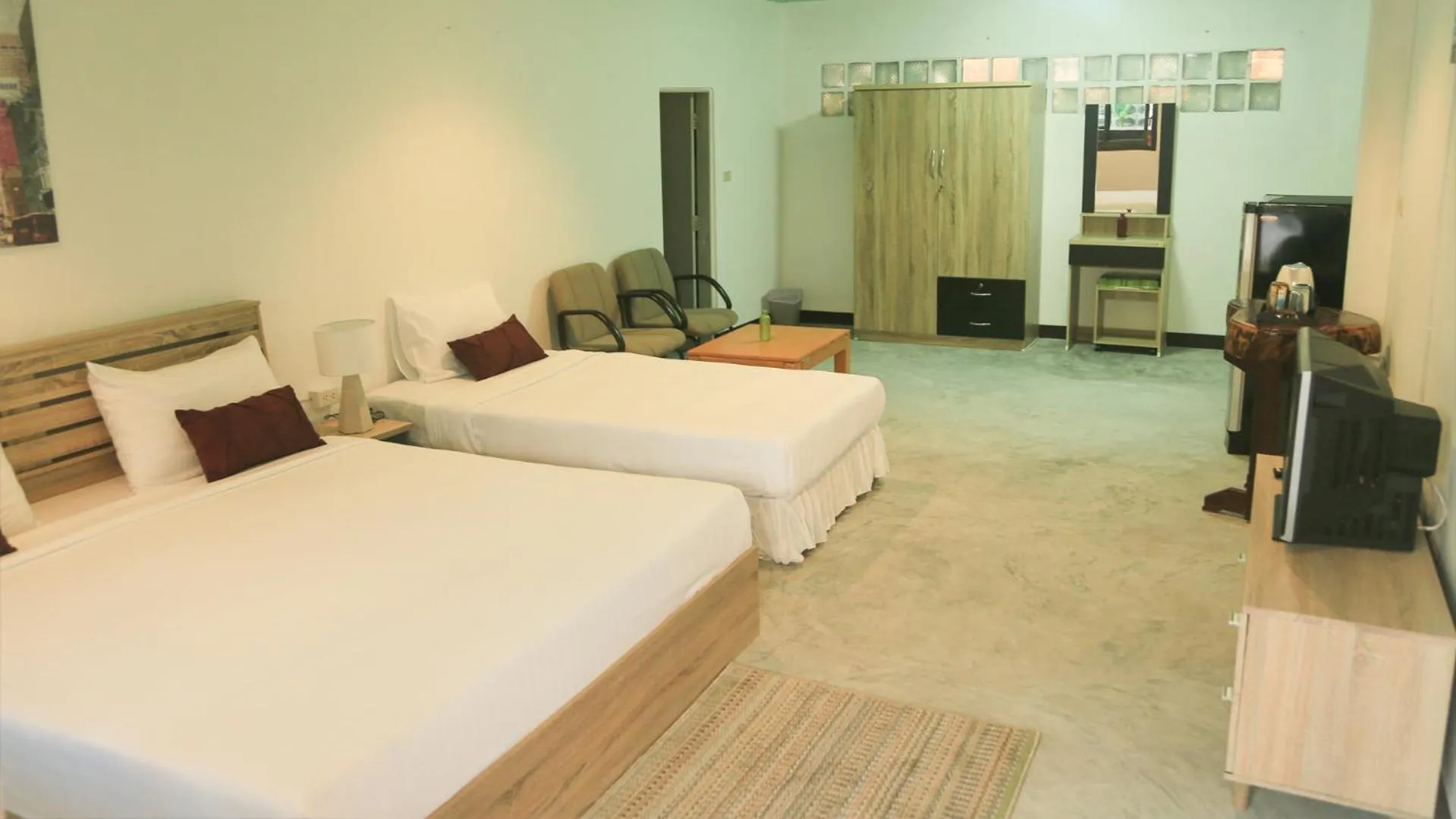Bedroom, Bed in Kata Leaf Resort Phuket -