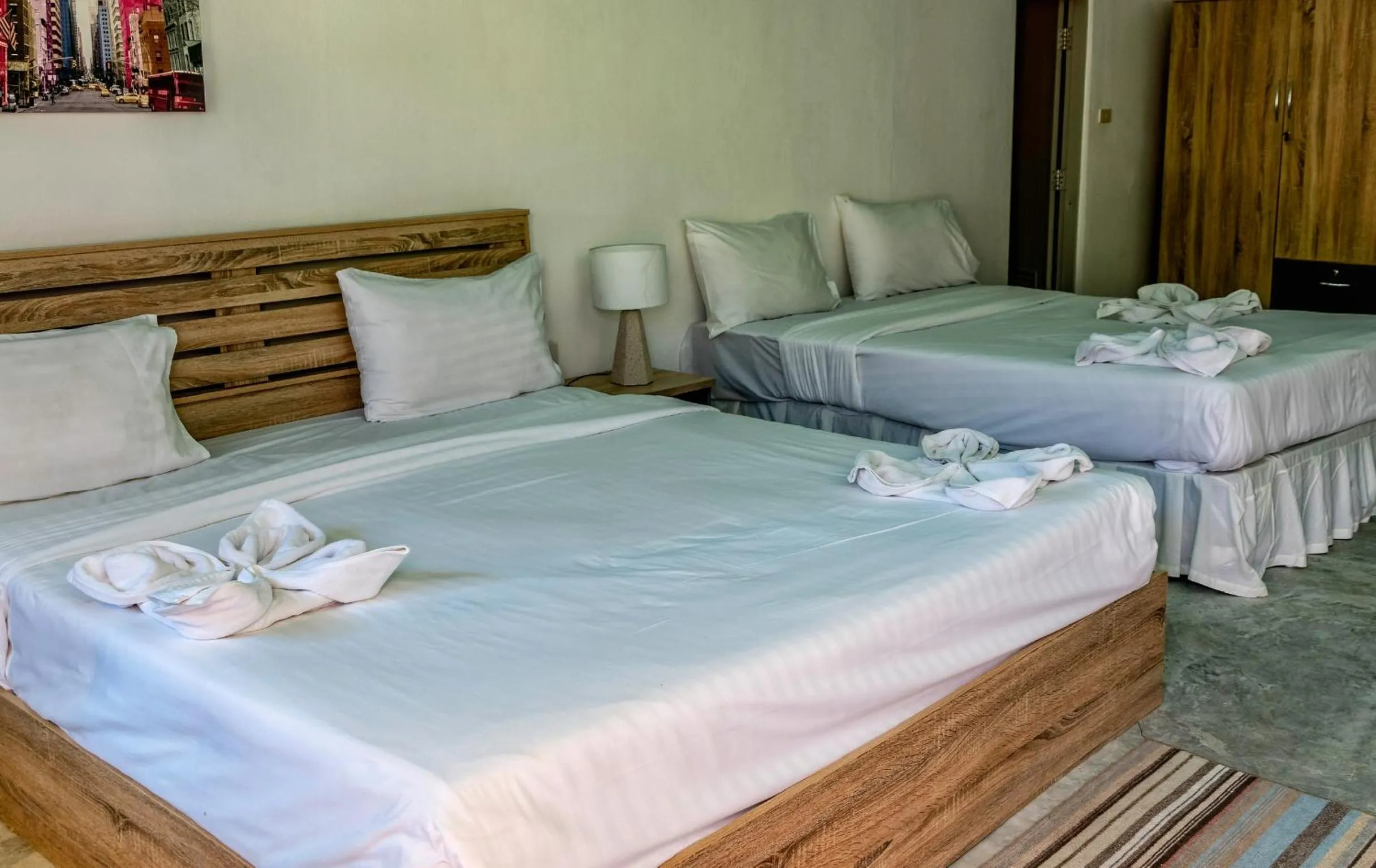 Photo of the whole room, Bed in Kata Leaf Resort Phuket -