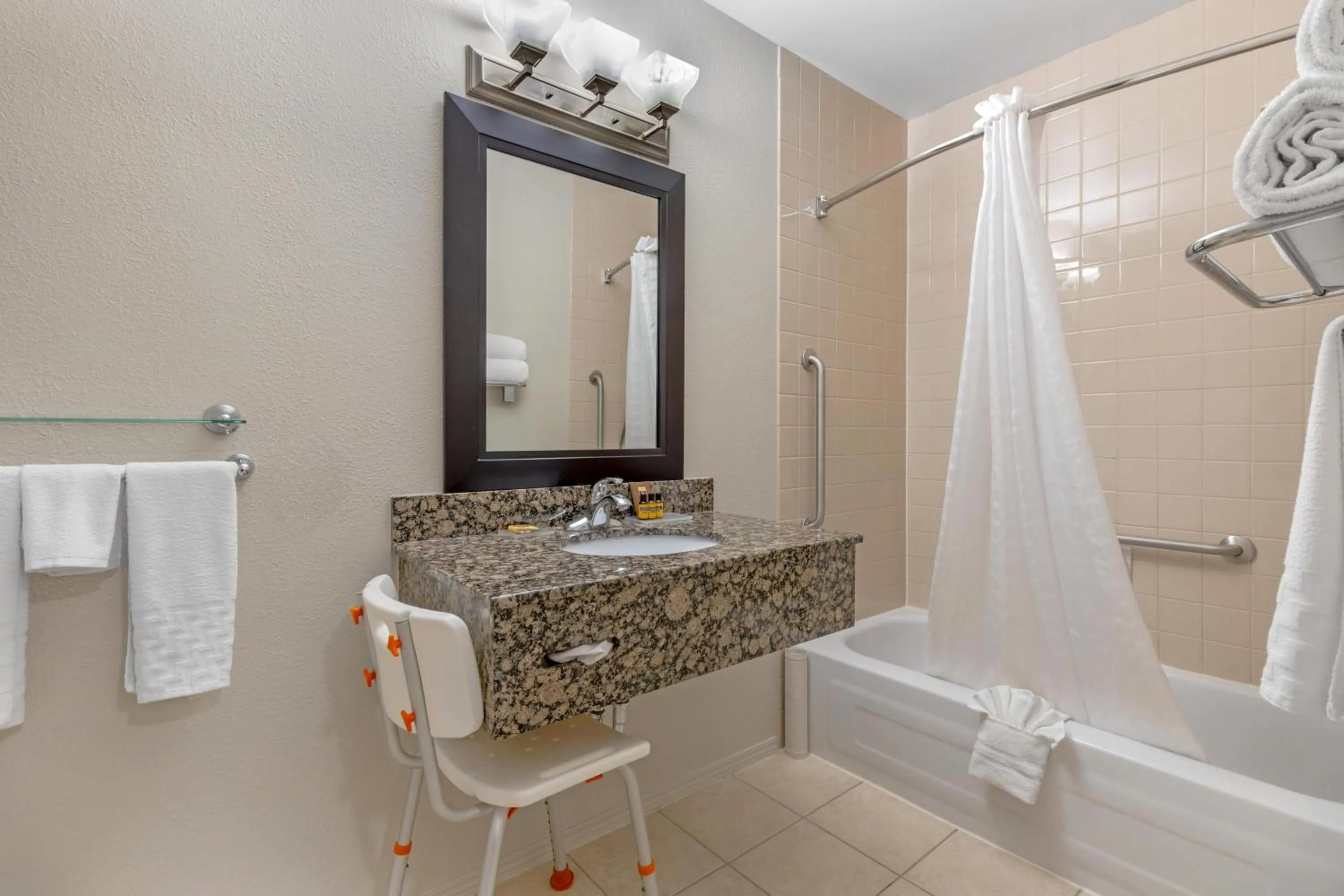 Bathroom in Best Western Plus Pembina Inn & Suites