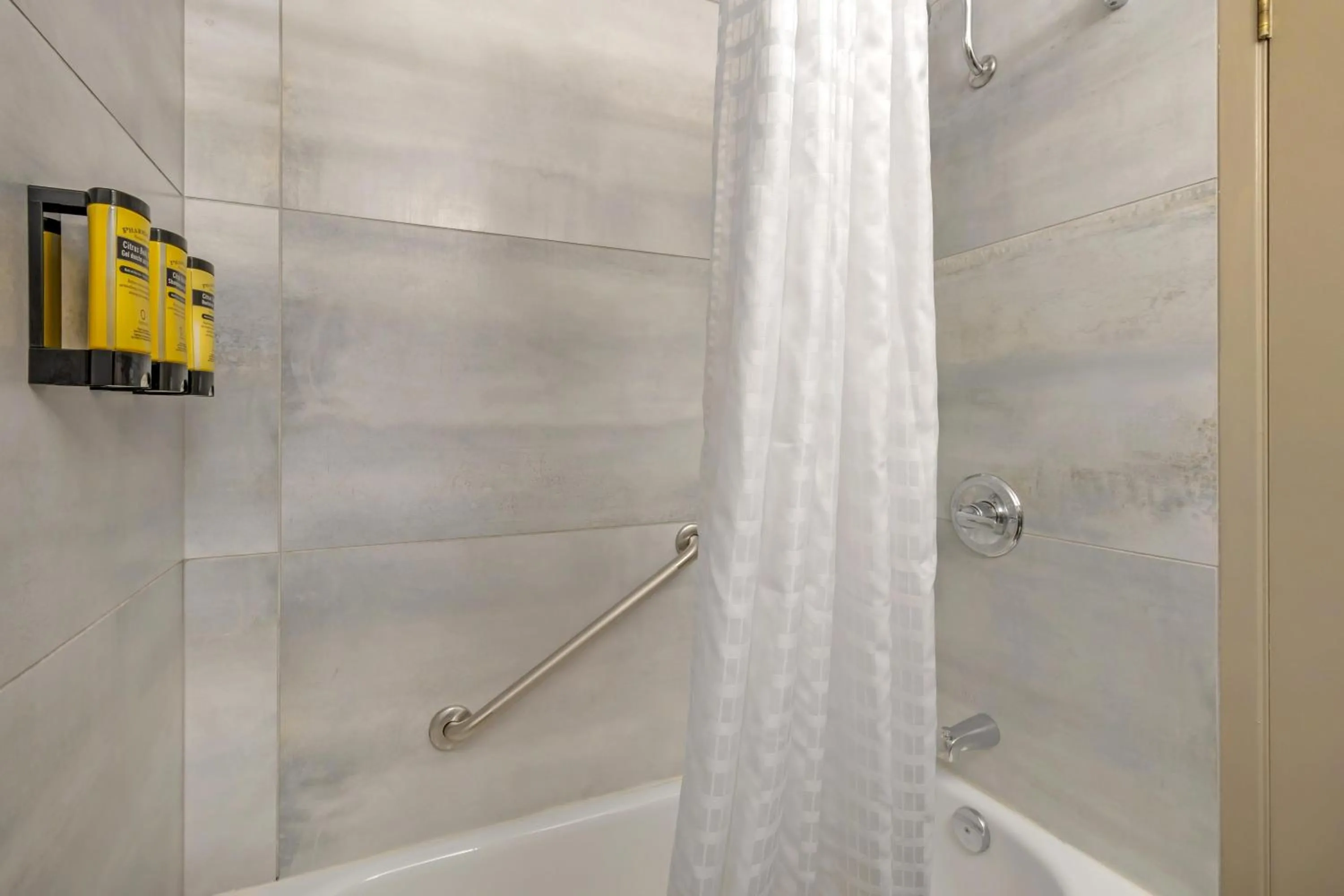Bathroom in Best Western Plus Pembina Inn & Suites