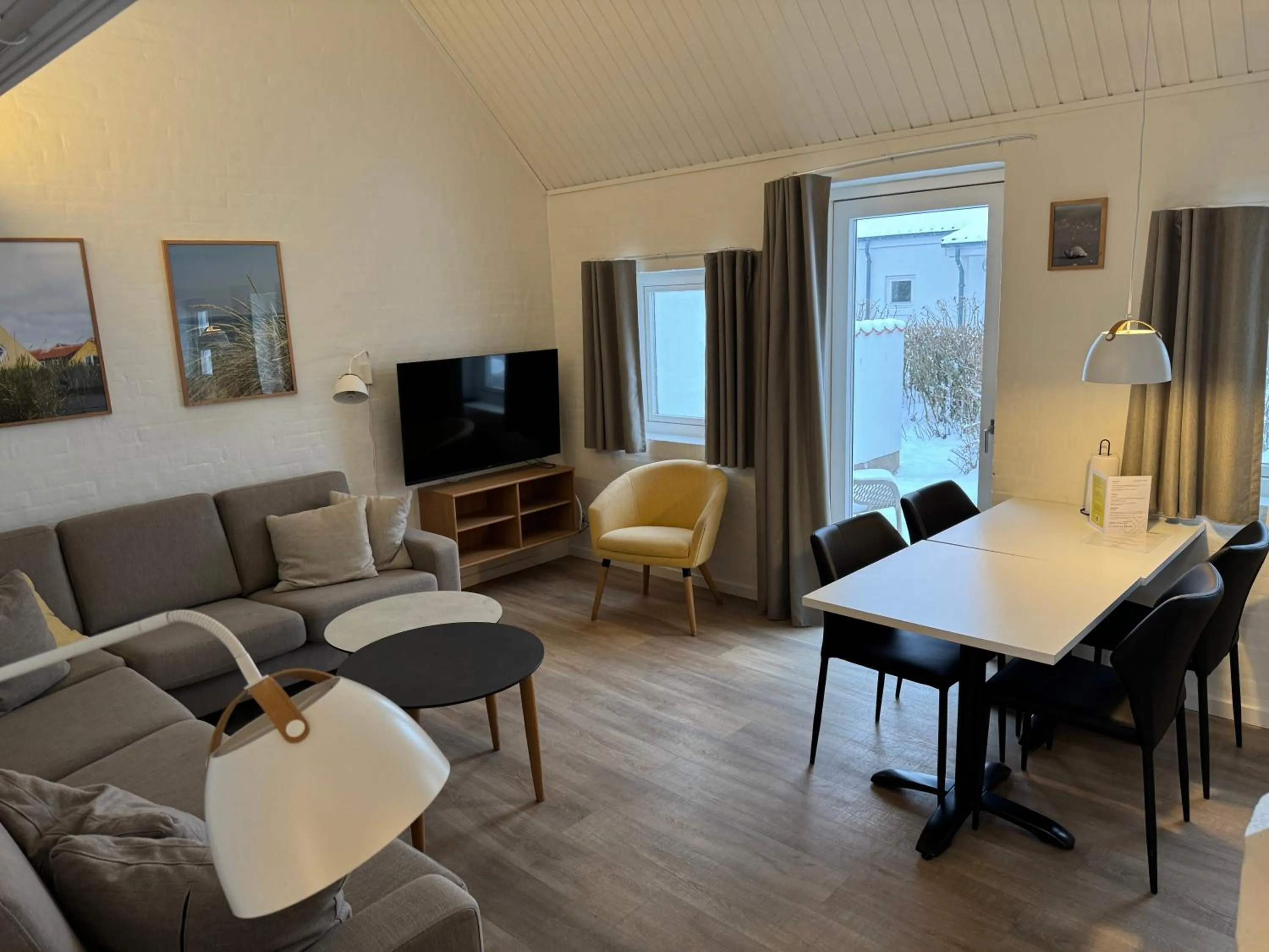 Communal lounge/ TV room in Skagen Strand Holiday Center