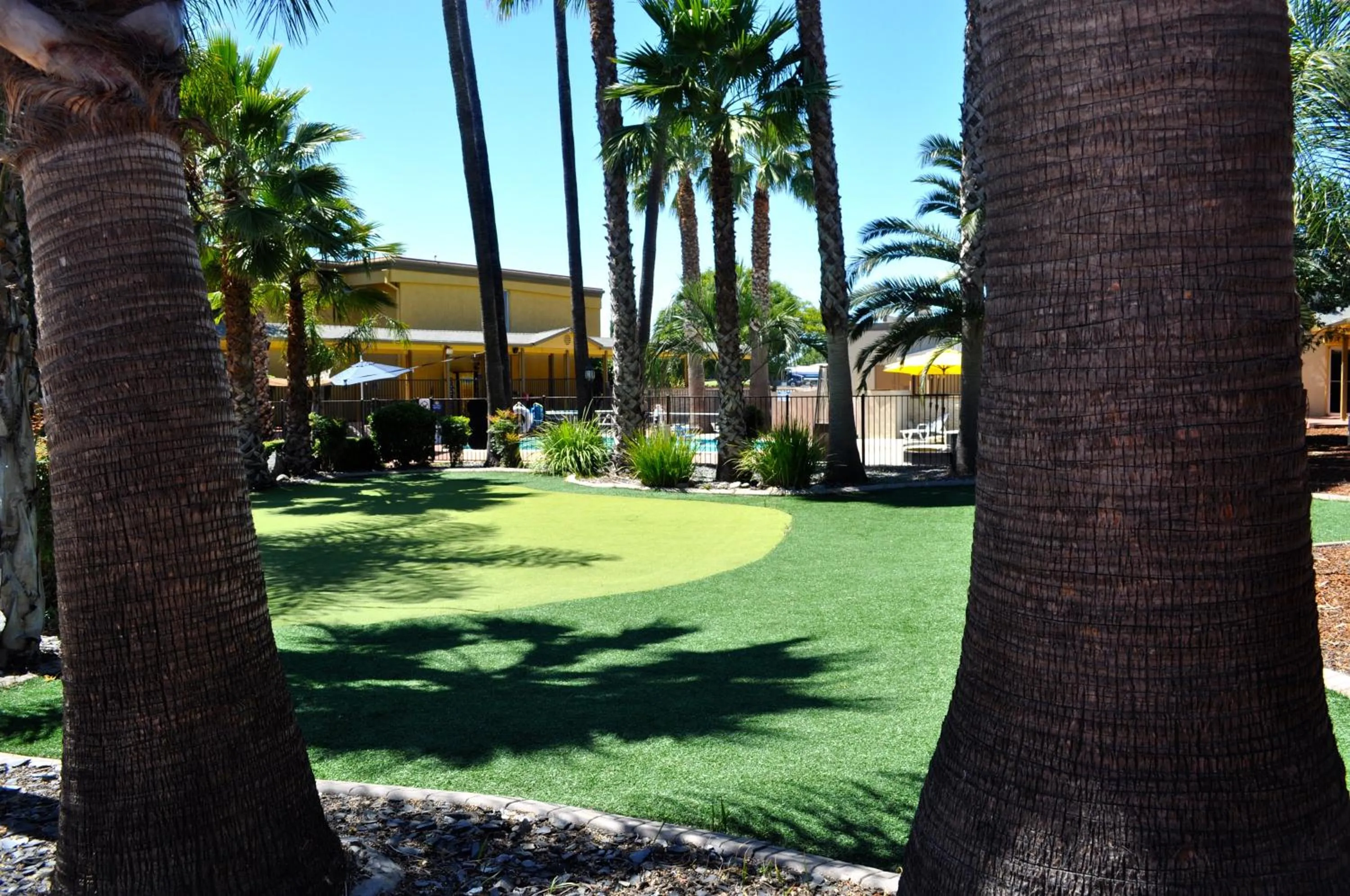 Garden in Prodigy Hotel, a Days Inn by Wyndham