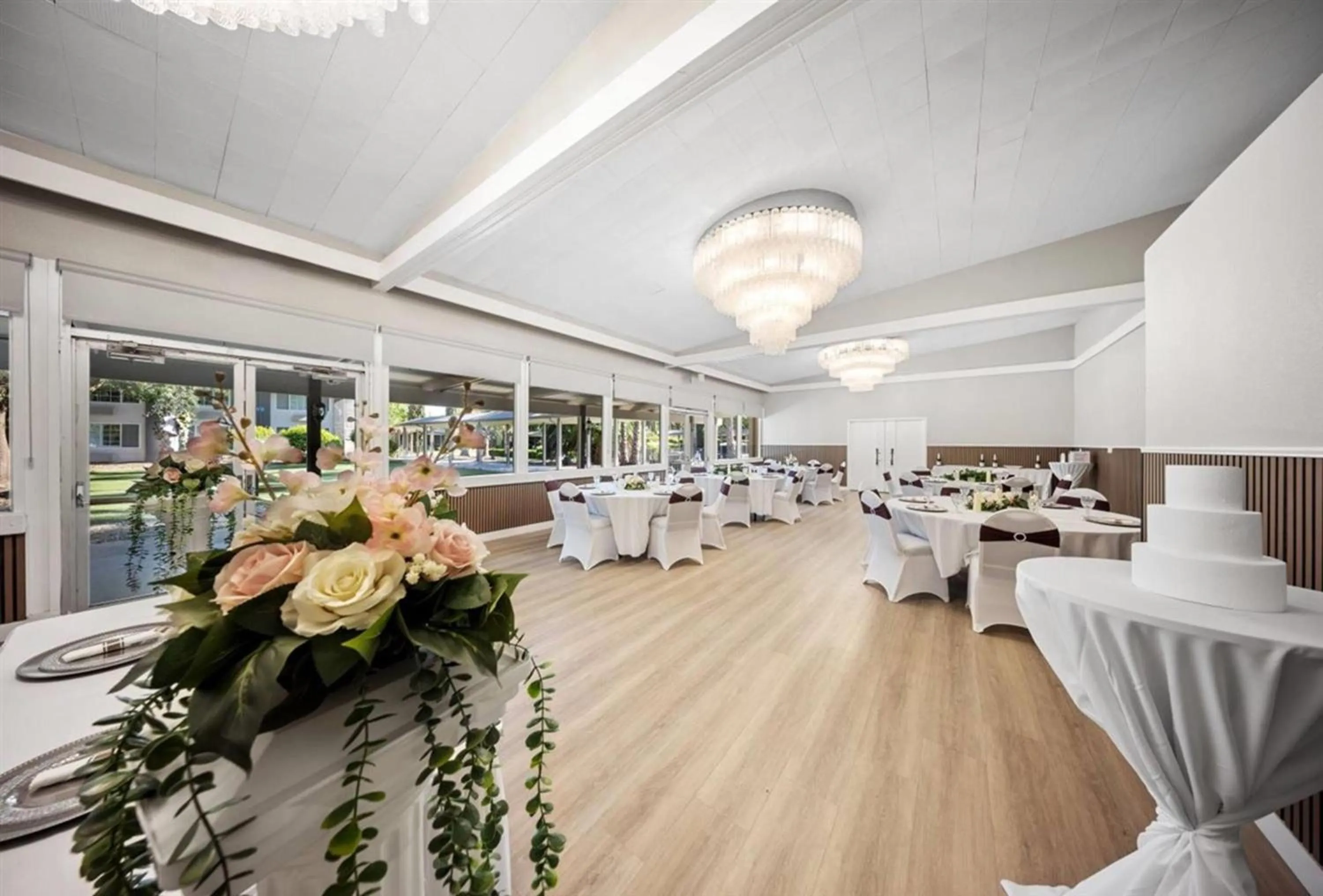 Banquet/Function facilities in Prodigy Hotel, a Days Inn by Wyndham