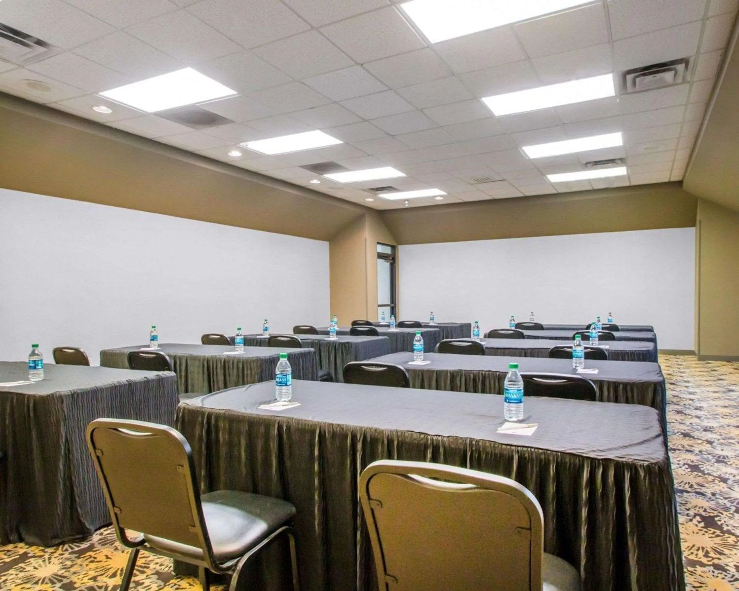 On site in Greenstay Inn & Suites Court View