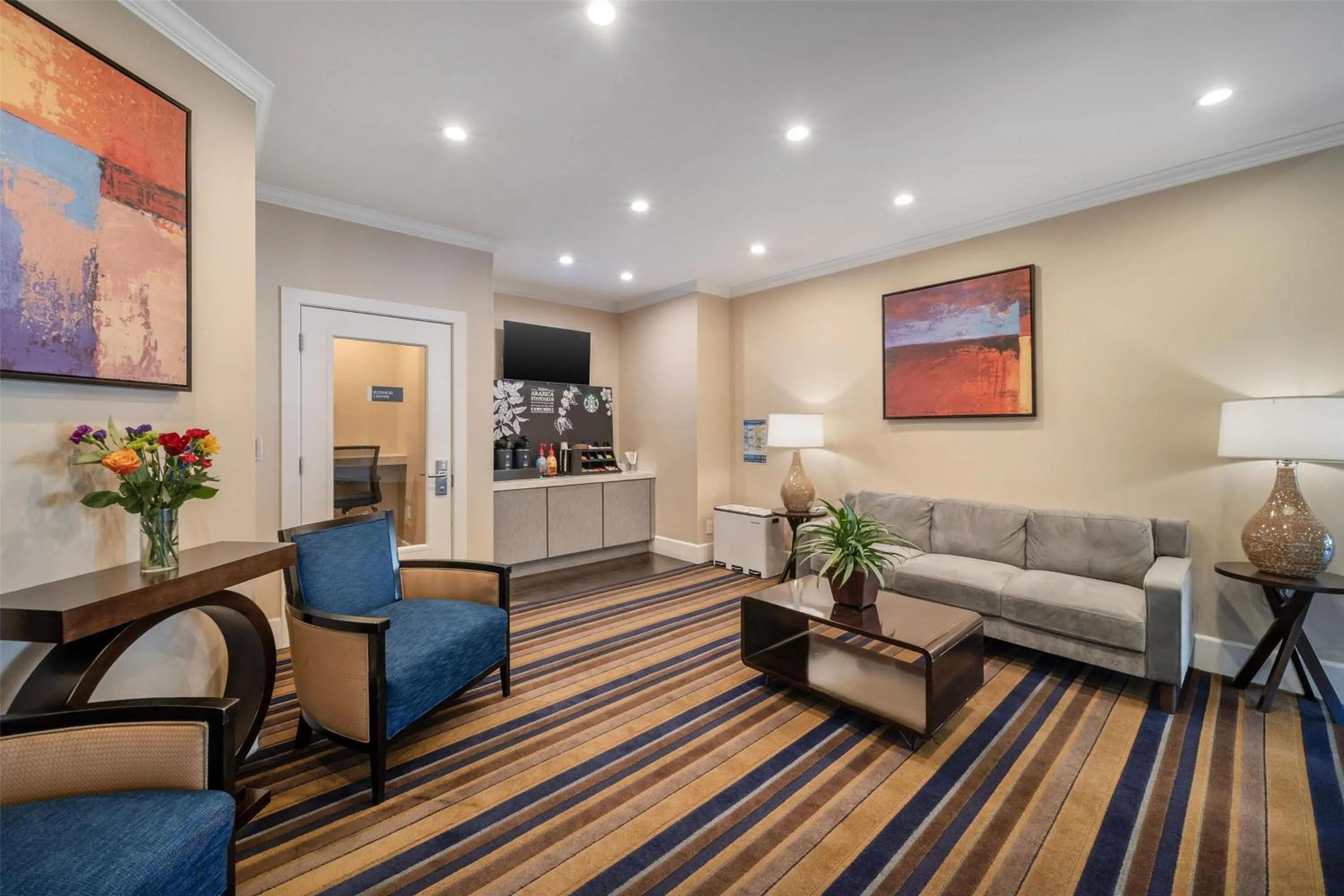 Property building in Best Western Plus Palm Court Hotel