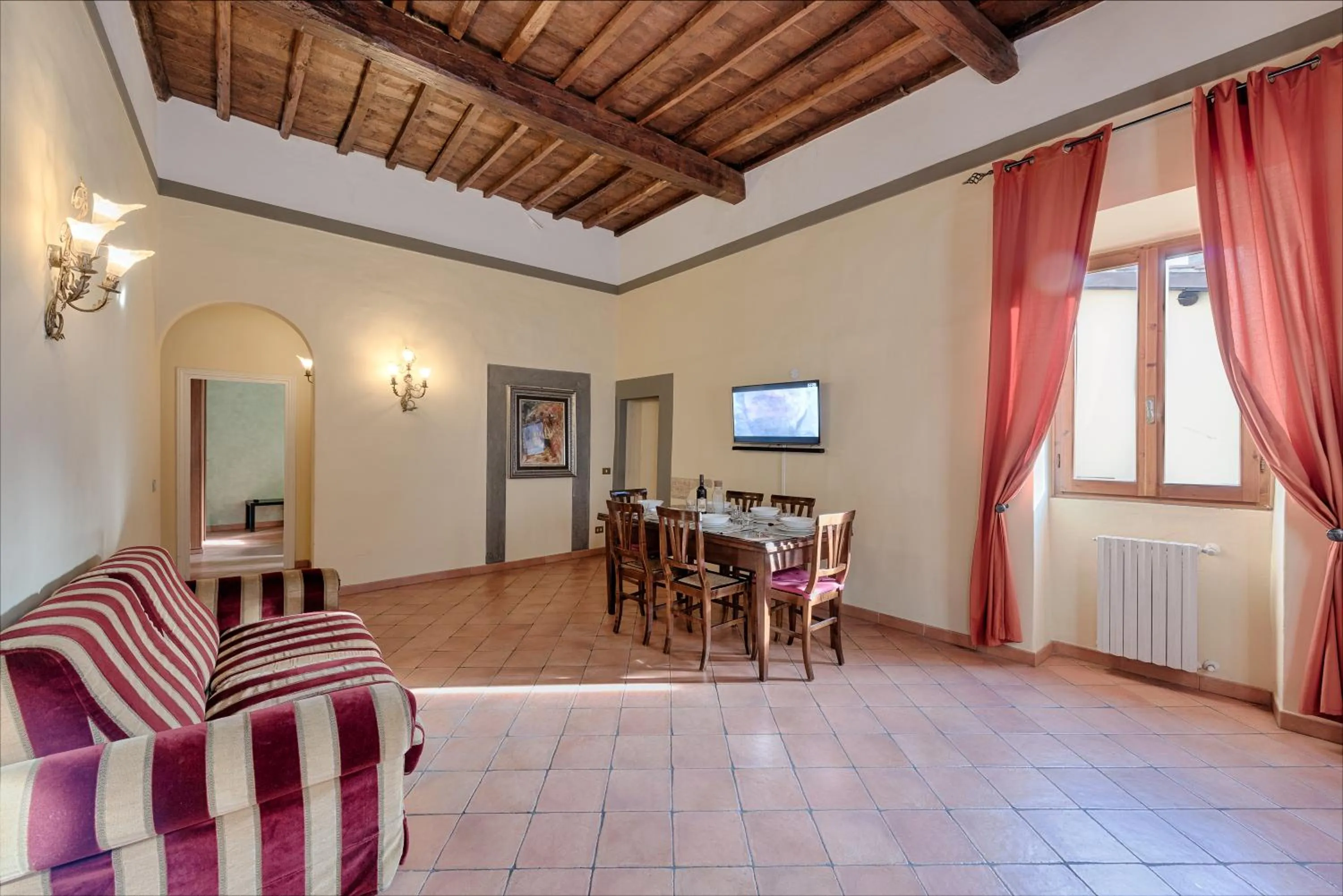 TV and multimedia in Central Strozzi by Mmega