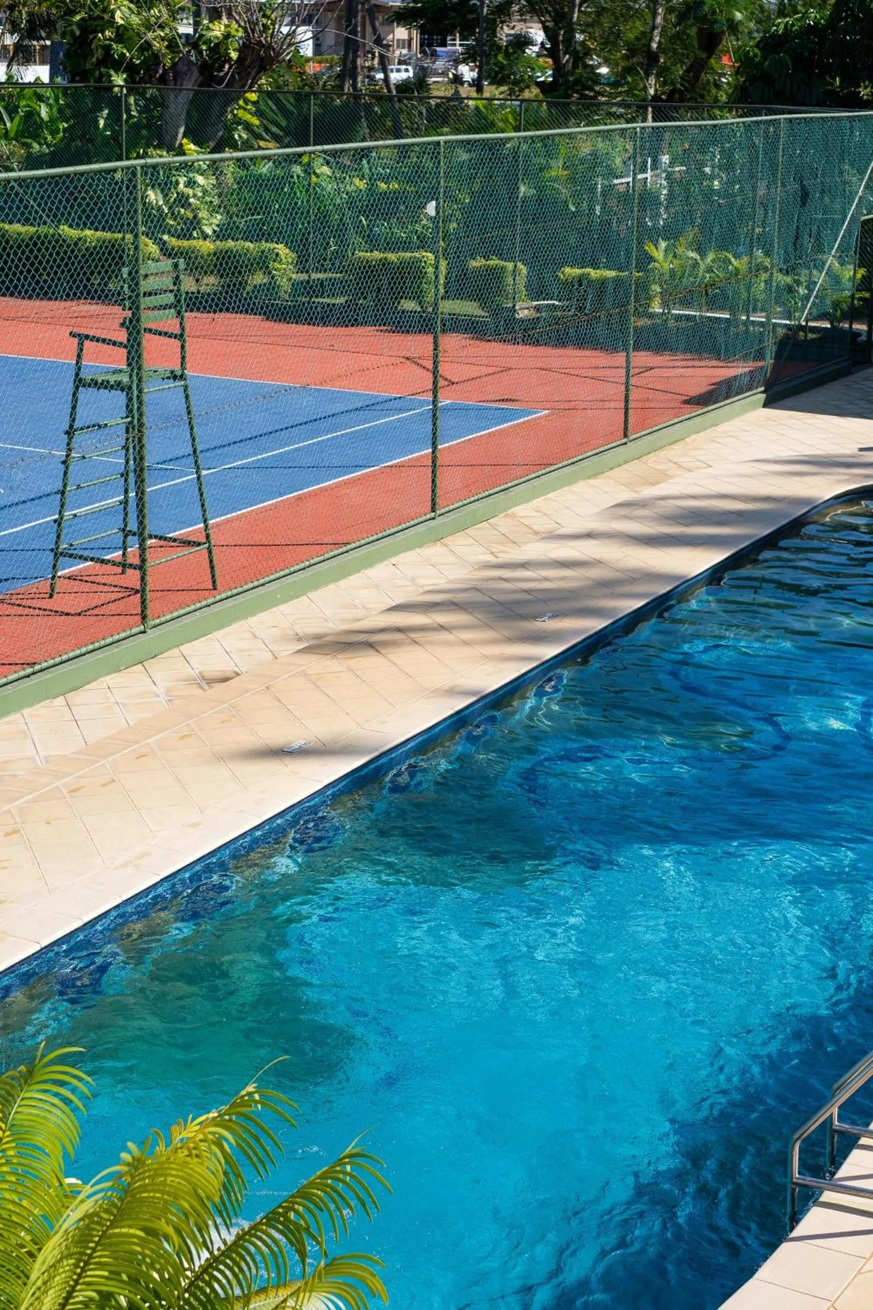 Swimming pool in Fiji Gateway Hotel