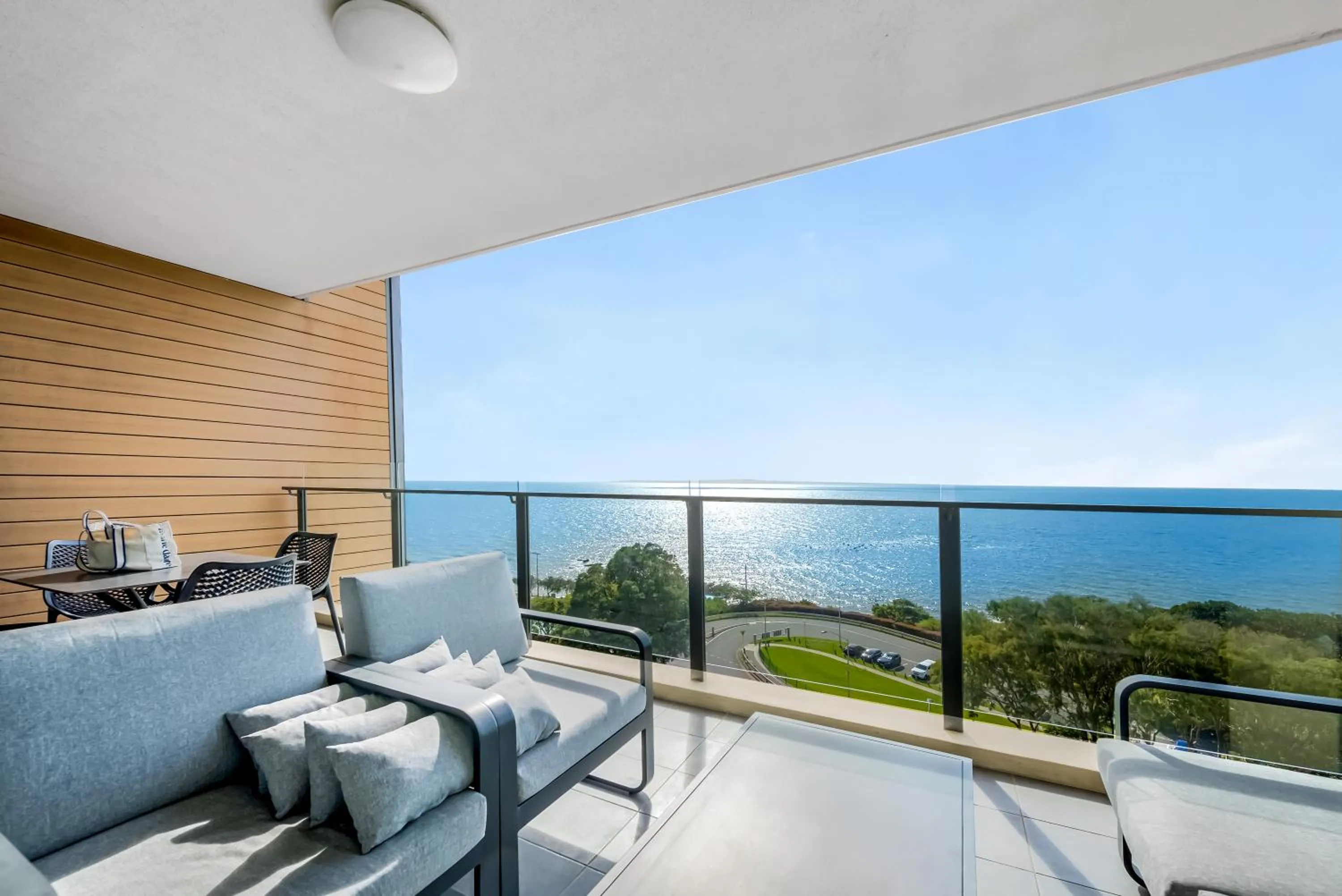 Balcony/Terrace in Oaks Redcliffe Mon Komo Suites