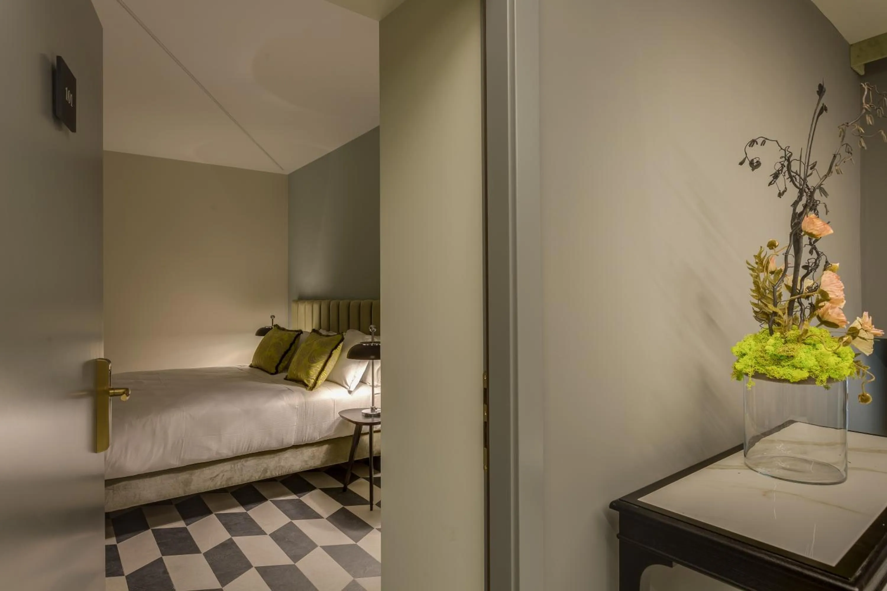 Decorative detail, Bed in Otivm Hotel