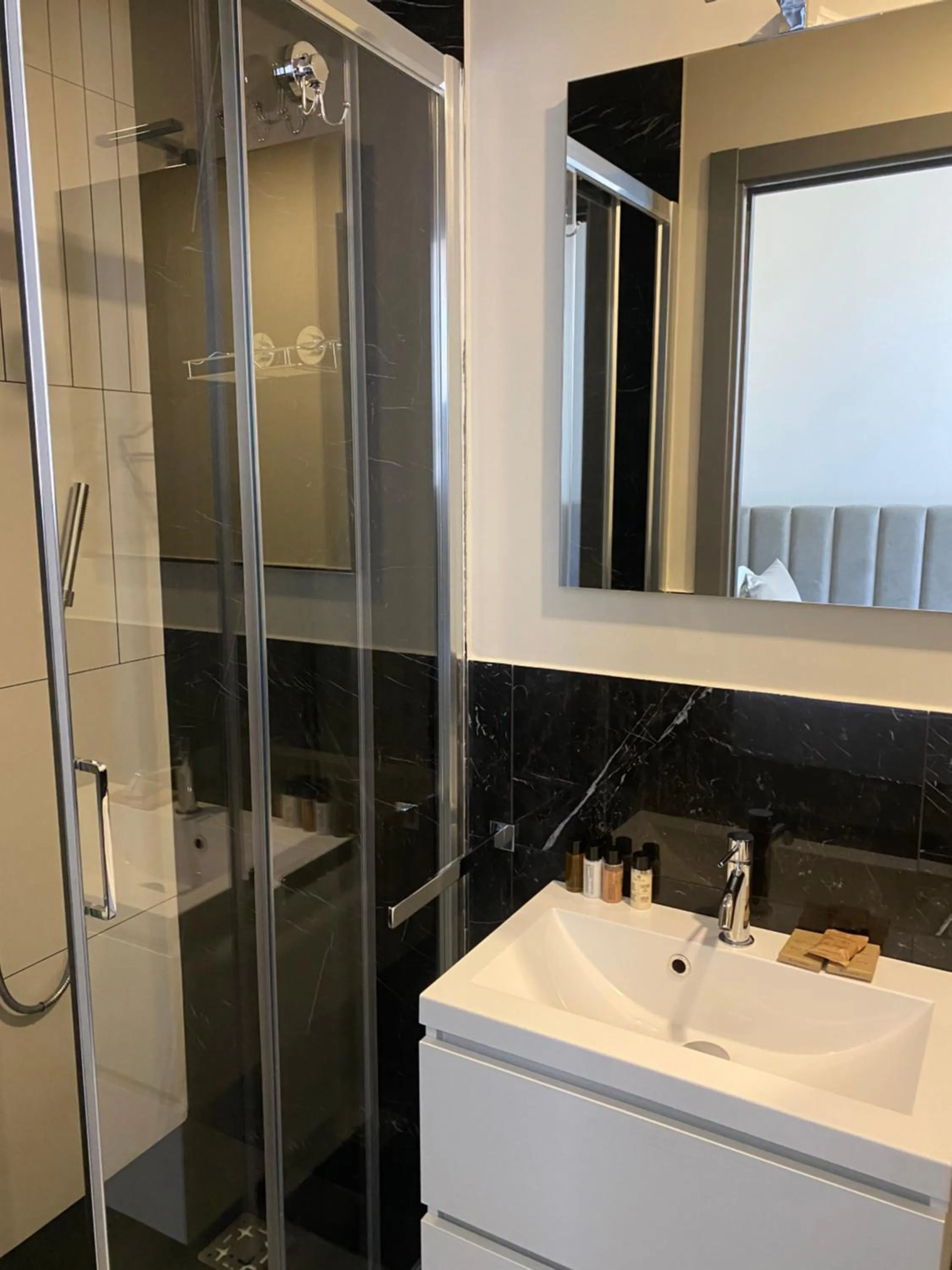 Bathroom in Otivm Hotel