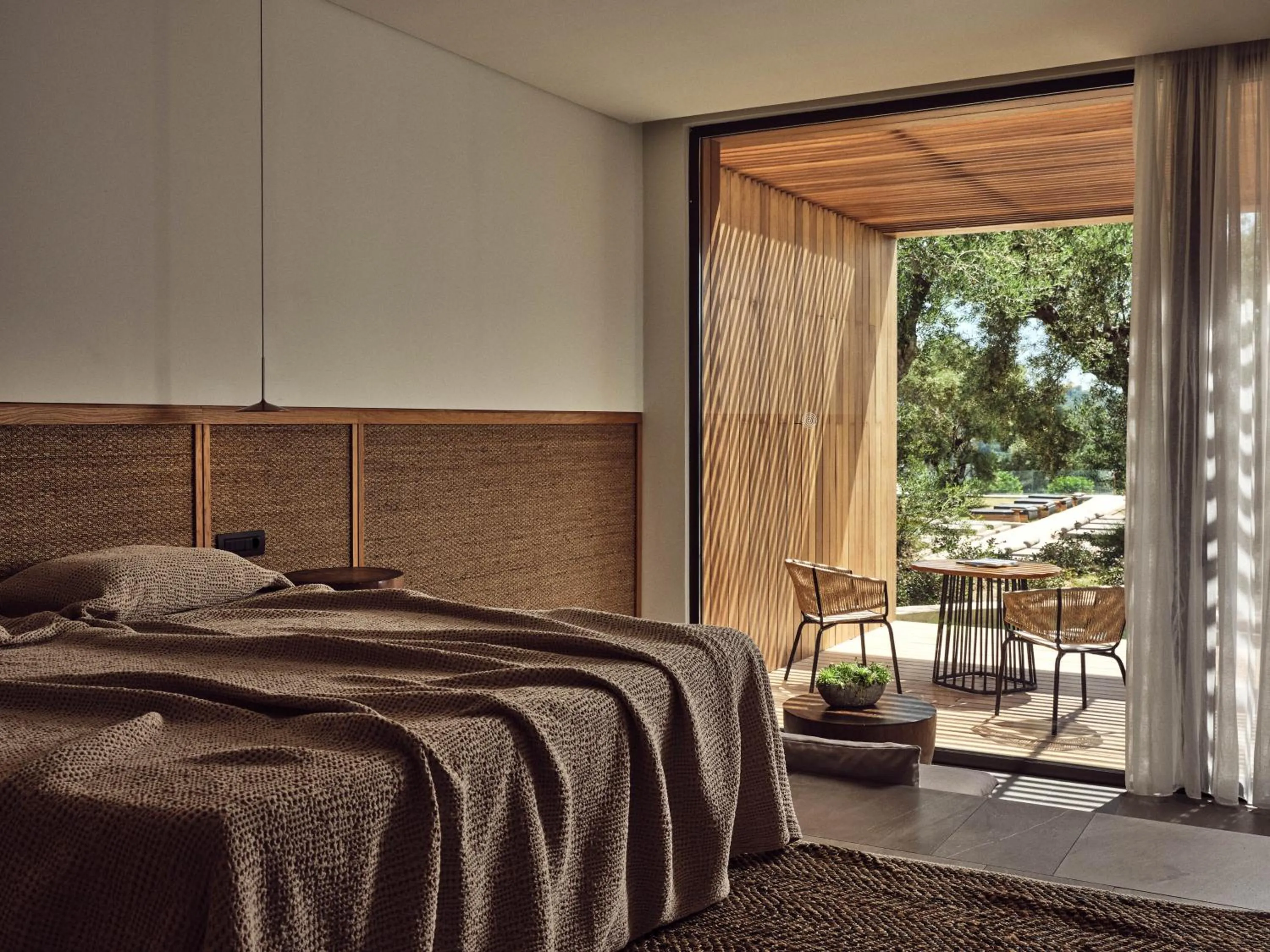 Bed in Olea All Suite Hotel, a Member of Design Hotels