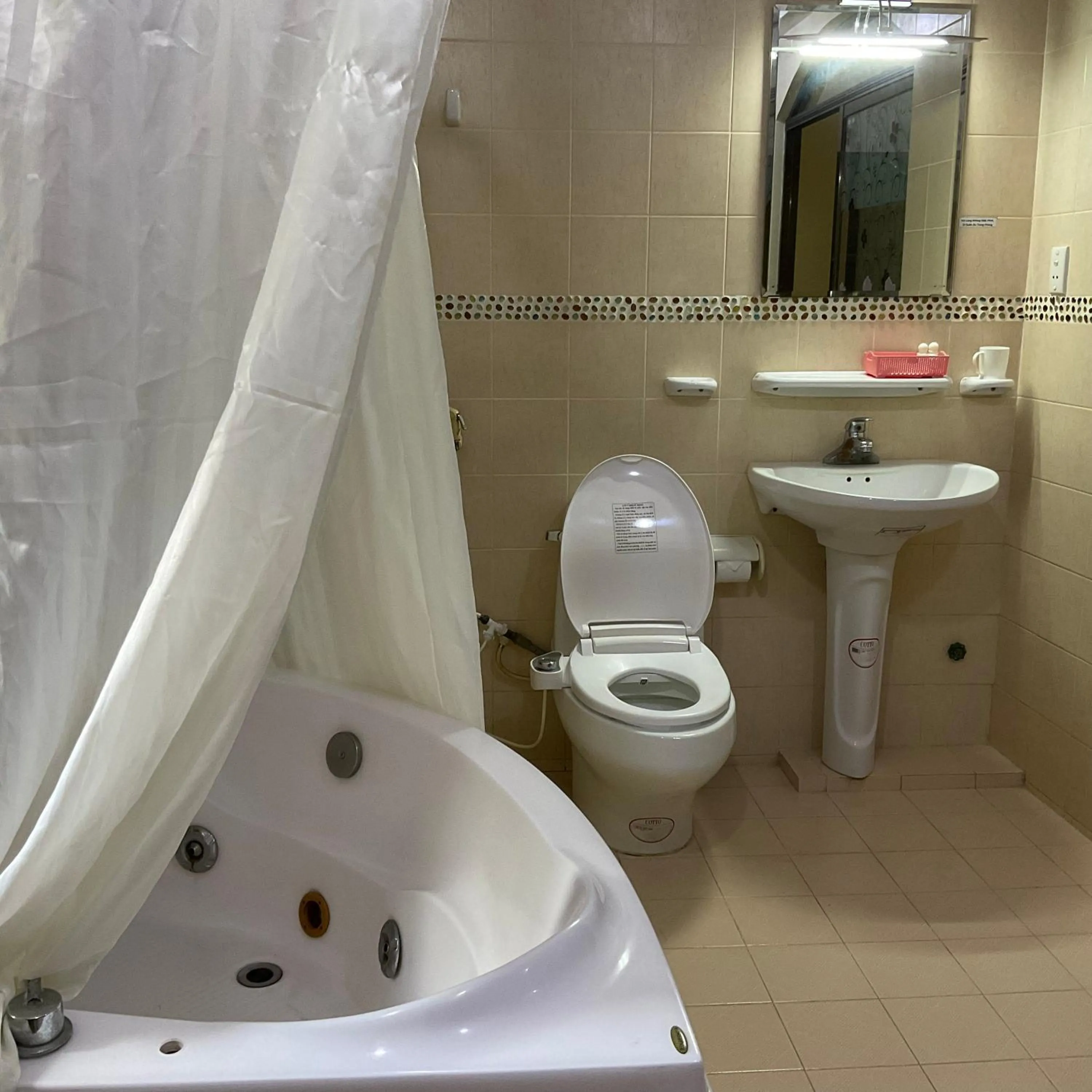 Khách sạn Minh Châu - Hòa Hưng